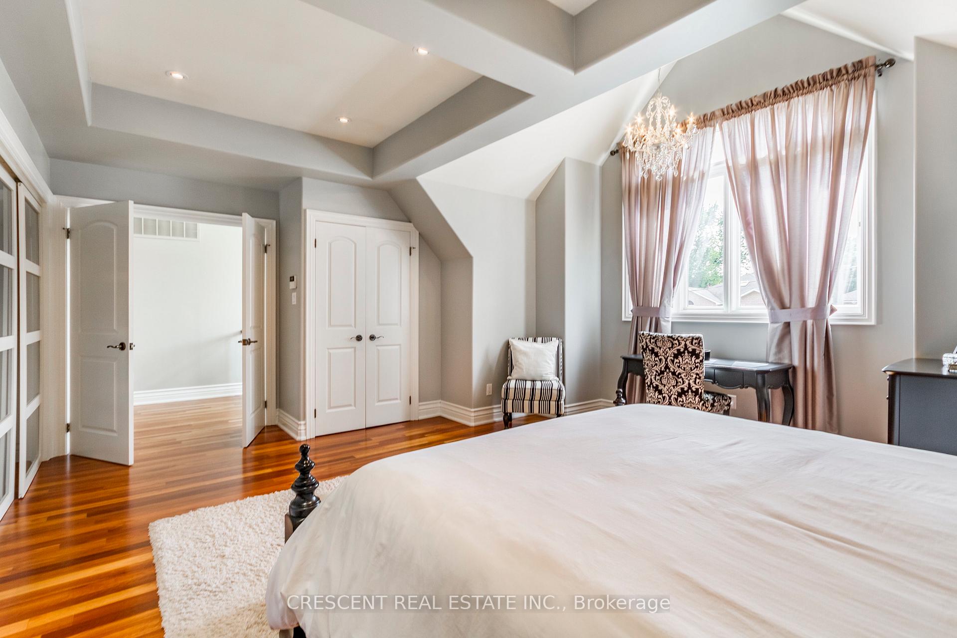 Photo 20 of 17 Agar Crescent, Etobicoke, Islington-City Centre West — HOMEH