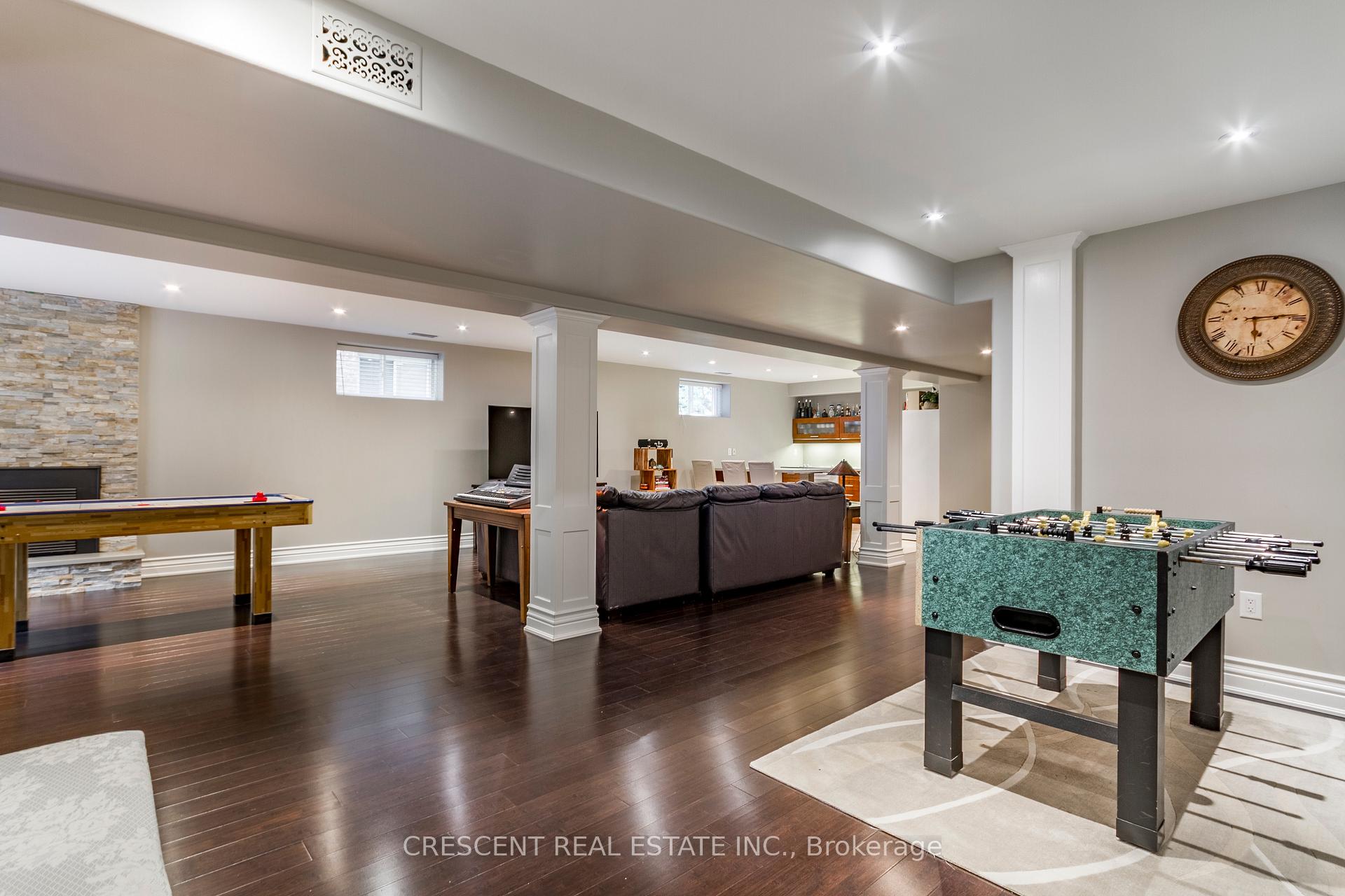 Photo 38 of 17 Agar Crescent, Etobicoke, Islington-City Centre West — HOMEH