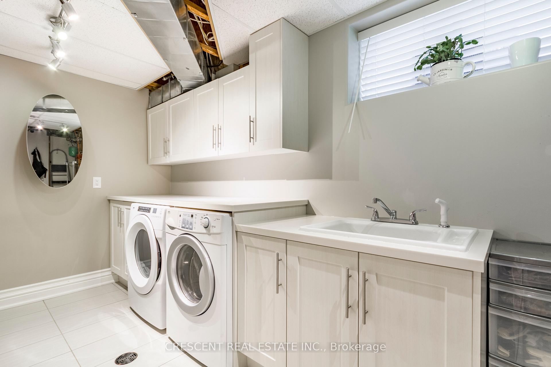 Photo 46 of 17 Agar Crescent, Etobicoke, Islington-City Centre West — HOMEH