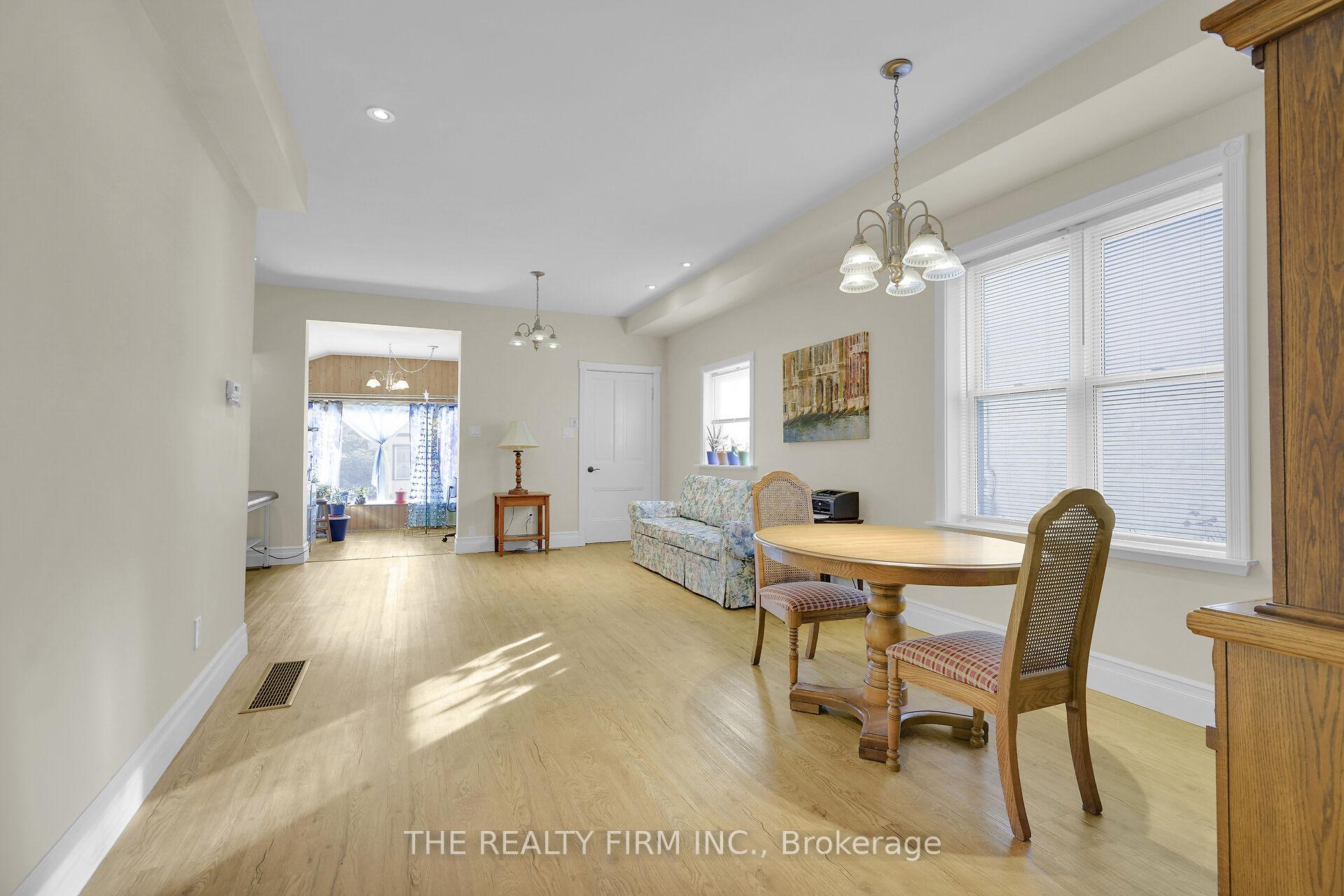 Photo 16 of 924 Princess Avenue, London, East G — HOMEH