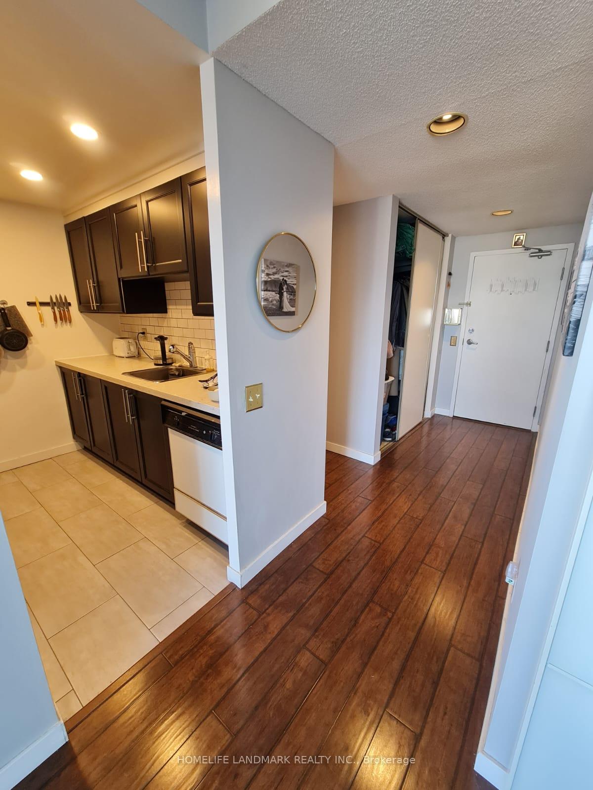 Photo 6 of Unit 2213, 7 Bishop Avenue, North York, Newtonbrook East — HOMEH