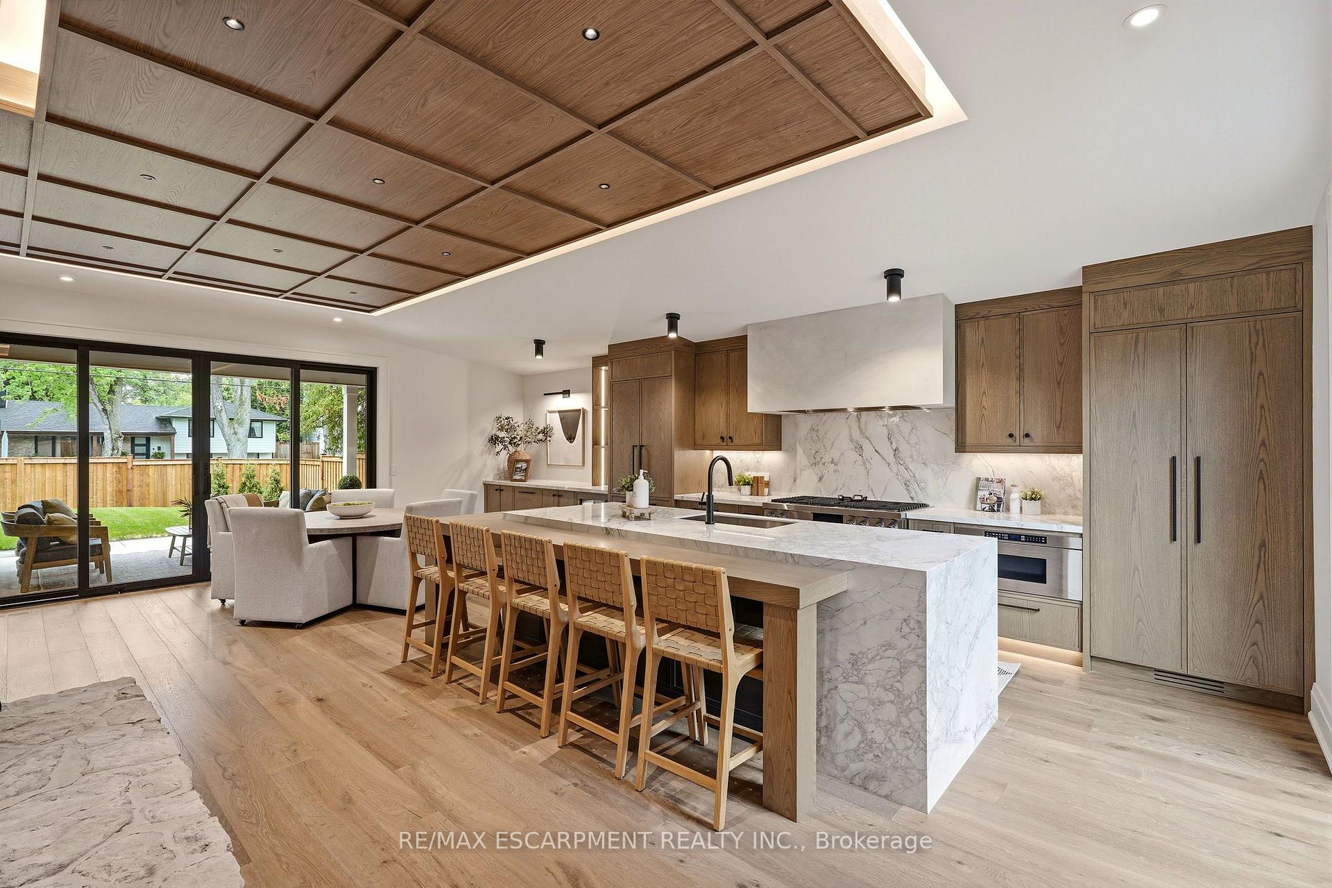 Photo 6 of 727 King Road, Burlington, LaSalle — HOMEH