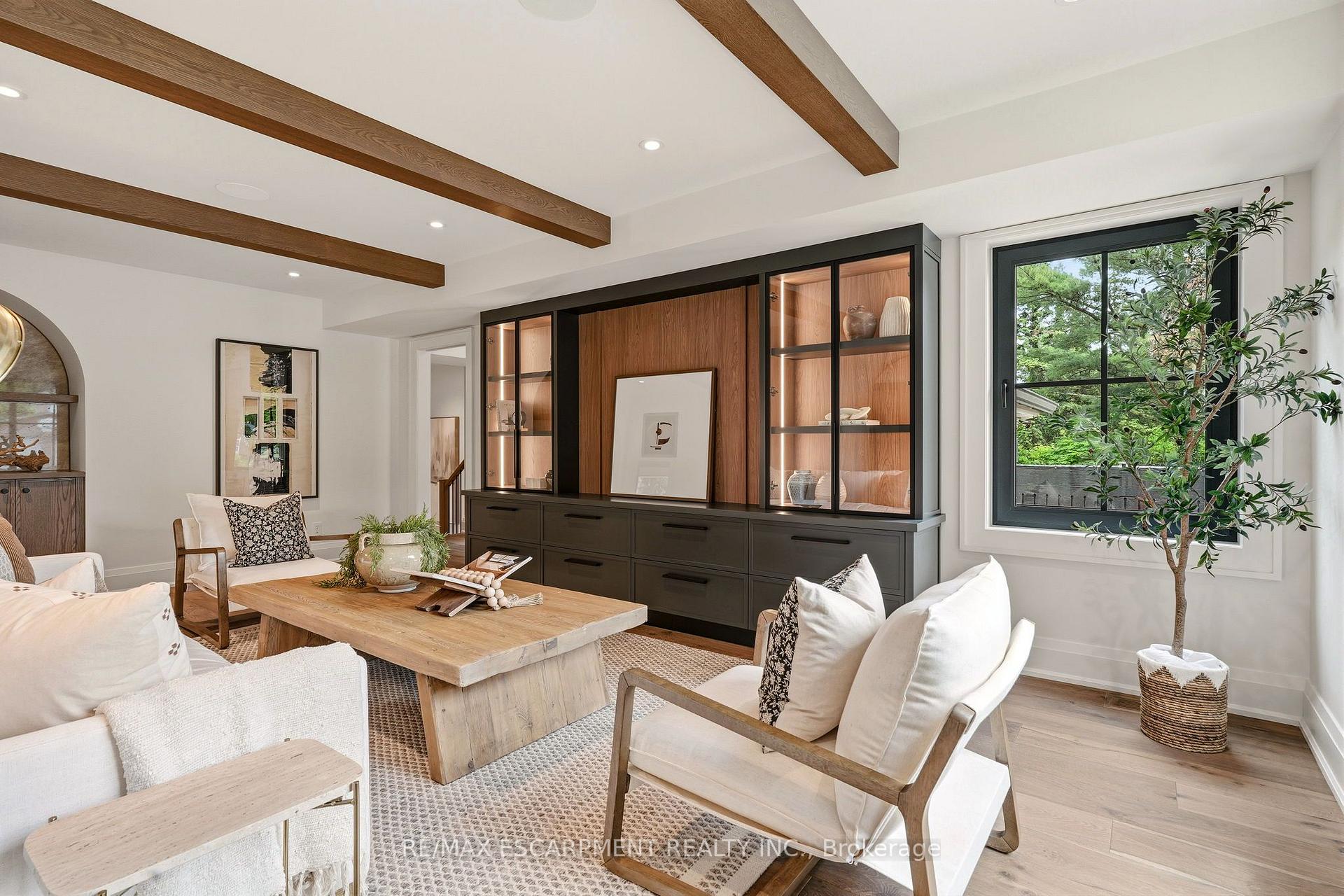 Photo 8 of 727 King Road, Burlington, LaSalle — HOMEH