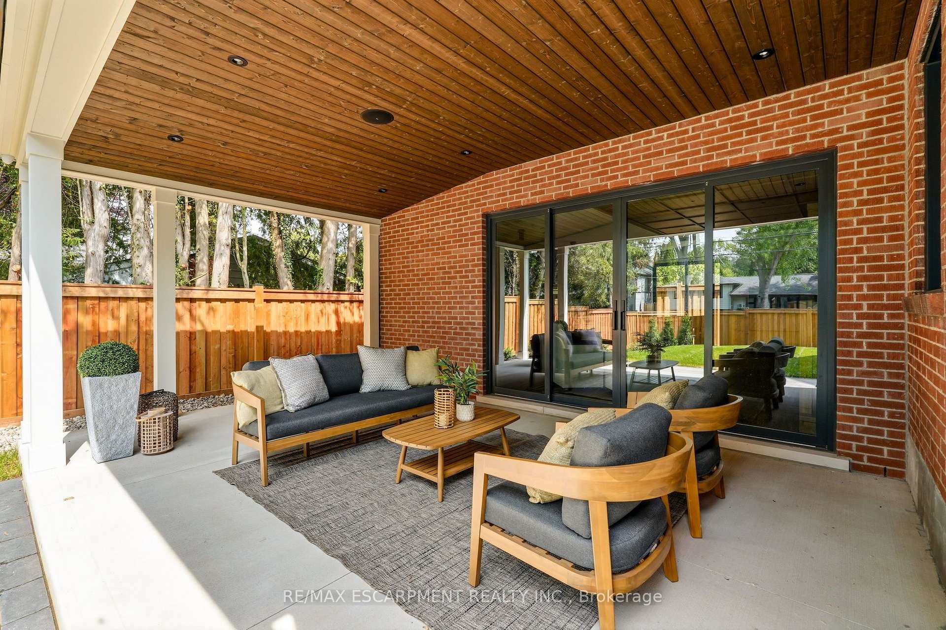 Photo 29 of 727 King Road, Burlington, LaSalle — HOMEH