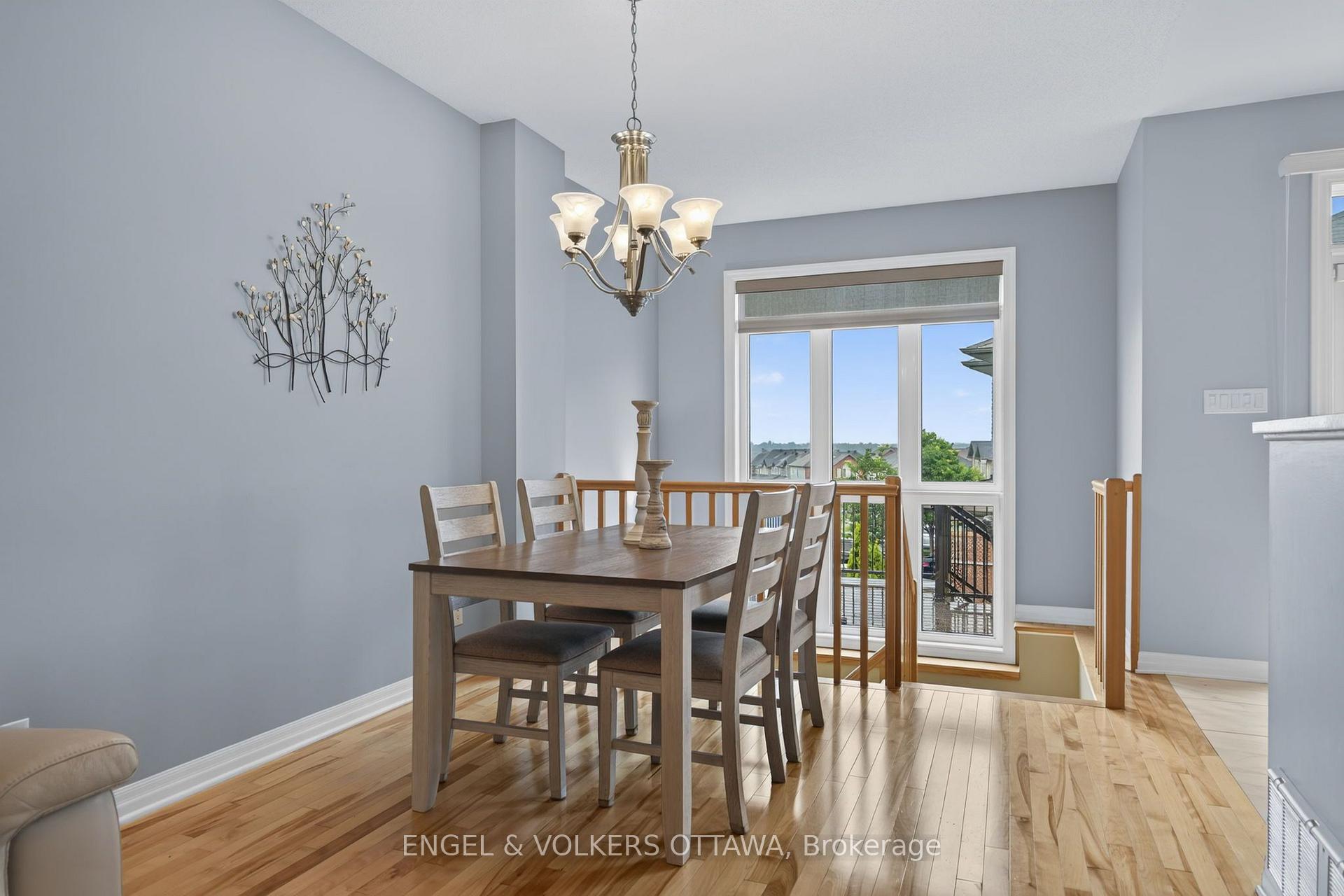 Photo 11 of 512 Knotridge Street, Ottawa, Mer Bleue/Bradley Estates/Anderson Park — HOMEH