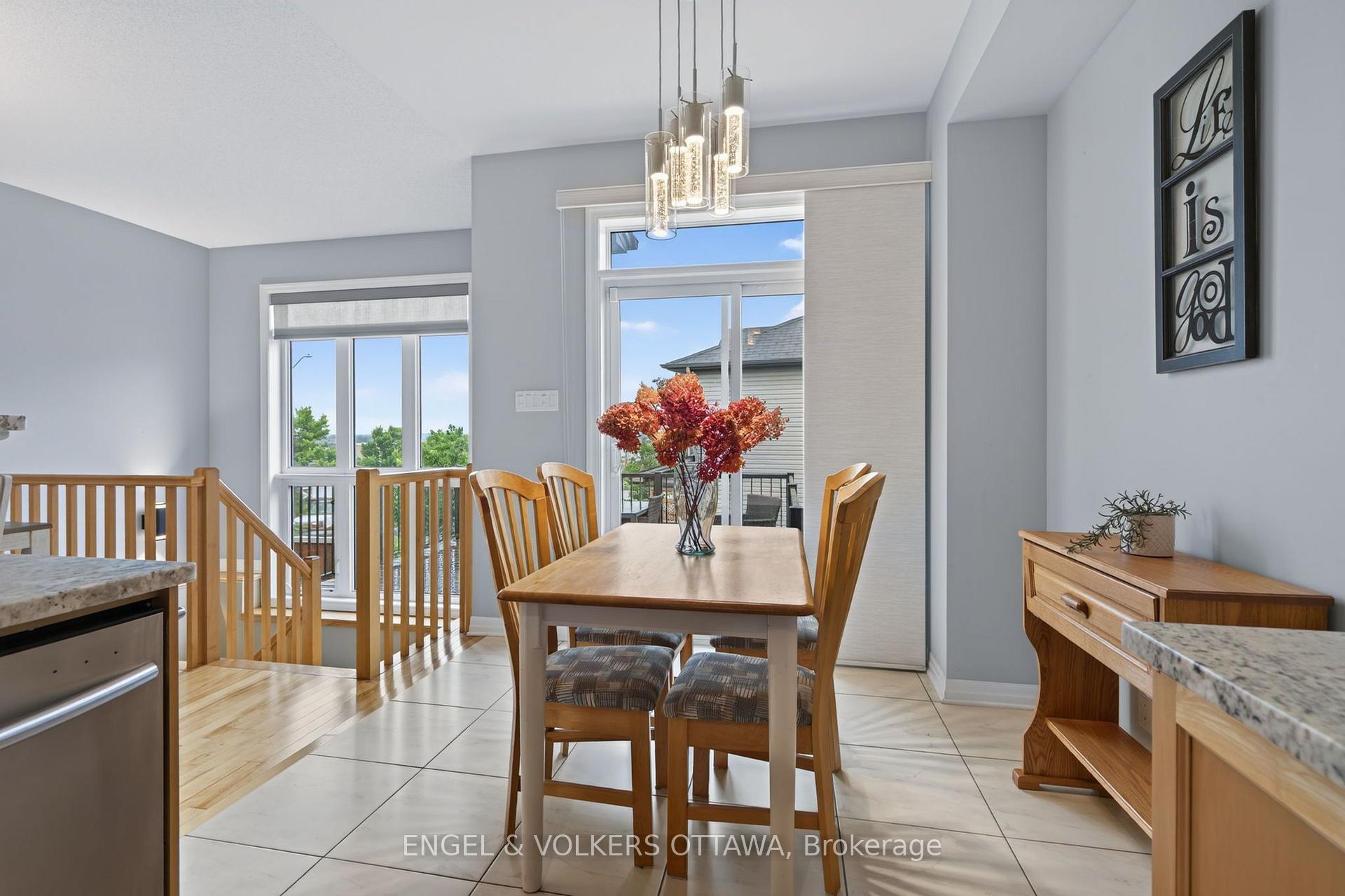 Photo 14 of 512 Knotridge Street, Ottawa, Mer Bleue/Bradley Estates/Anderson Park — HOMEH