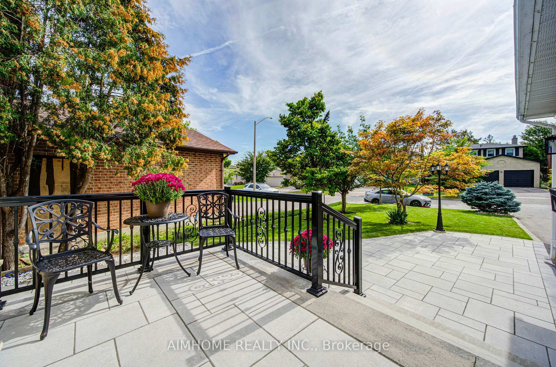 Photo 5 of 83 Houseman Crescent, Richmond Hill, North Richvale — HOMEH