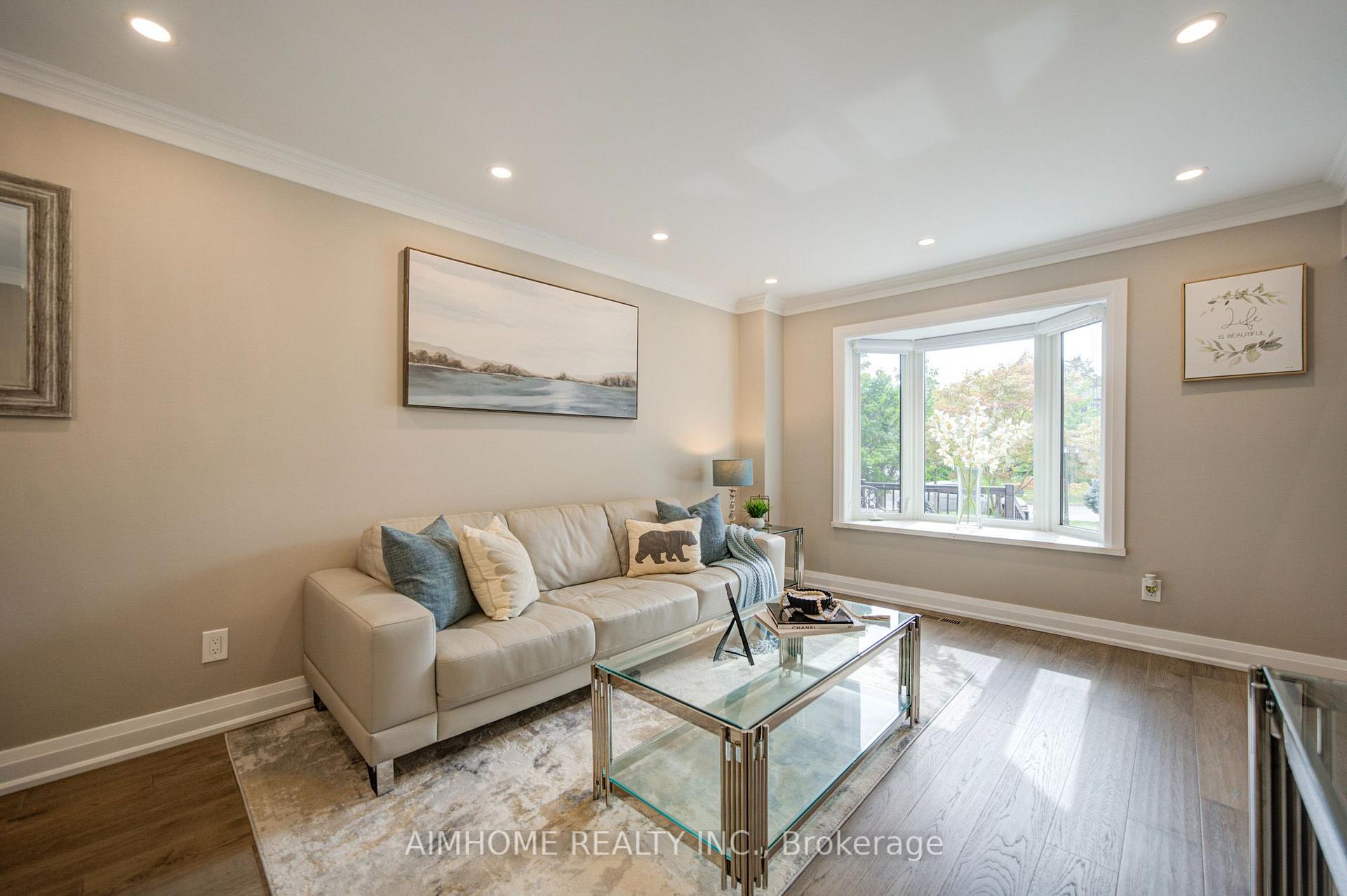 Photo 7 of 83 Houseman Crescent, Richmond Hill, North Richvale — HOMEH