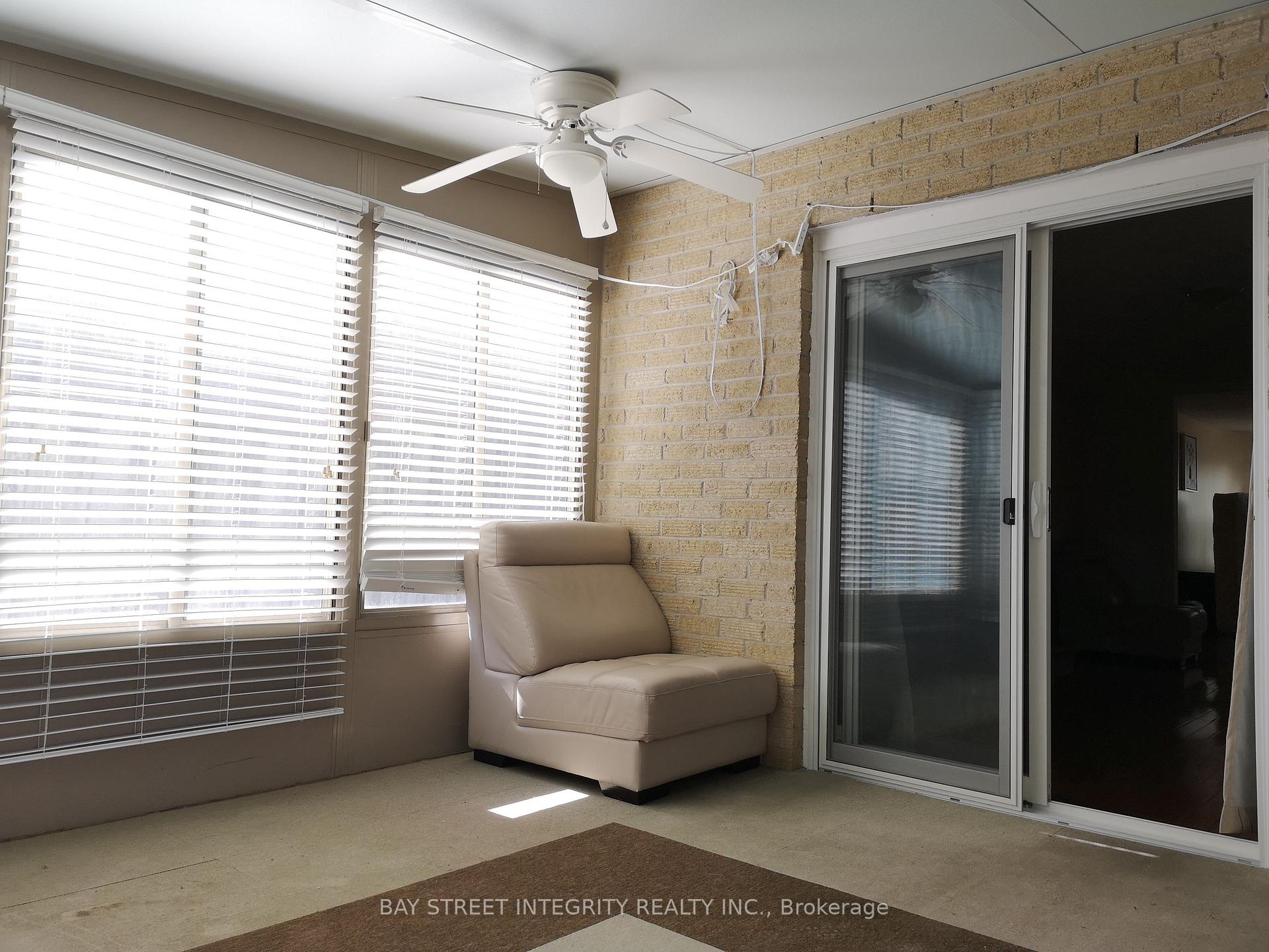 Photo 15 of Unit Main, 3 Feltham Road, Markham, Raymerville — HOMEH