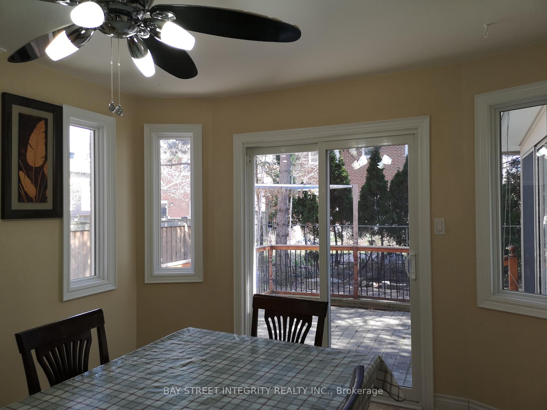 Photo 16 of Unit Main, 3 Feltham Road, Markham, Raymerville — HOMEH