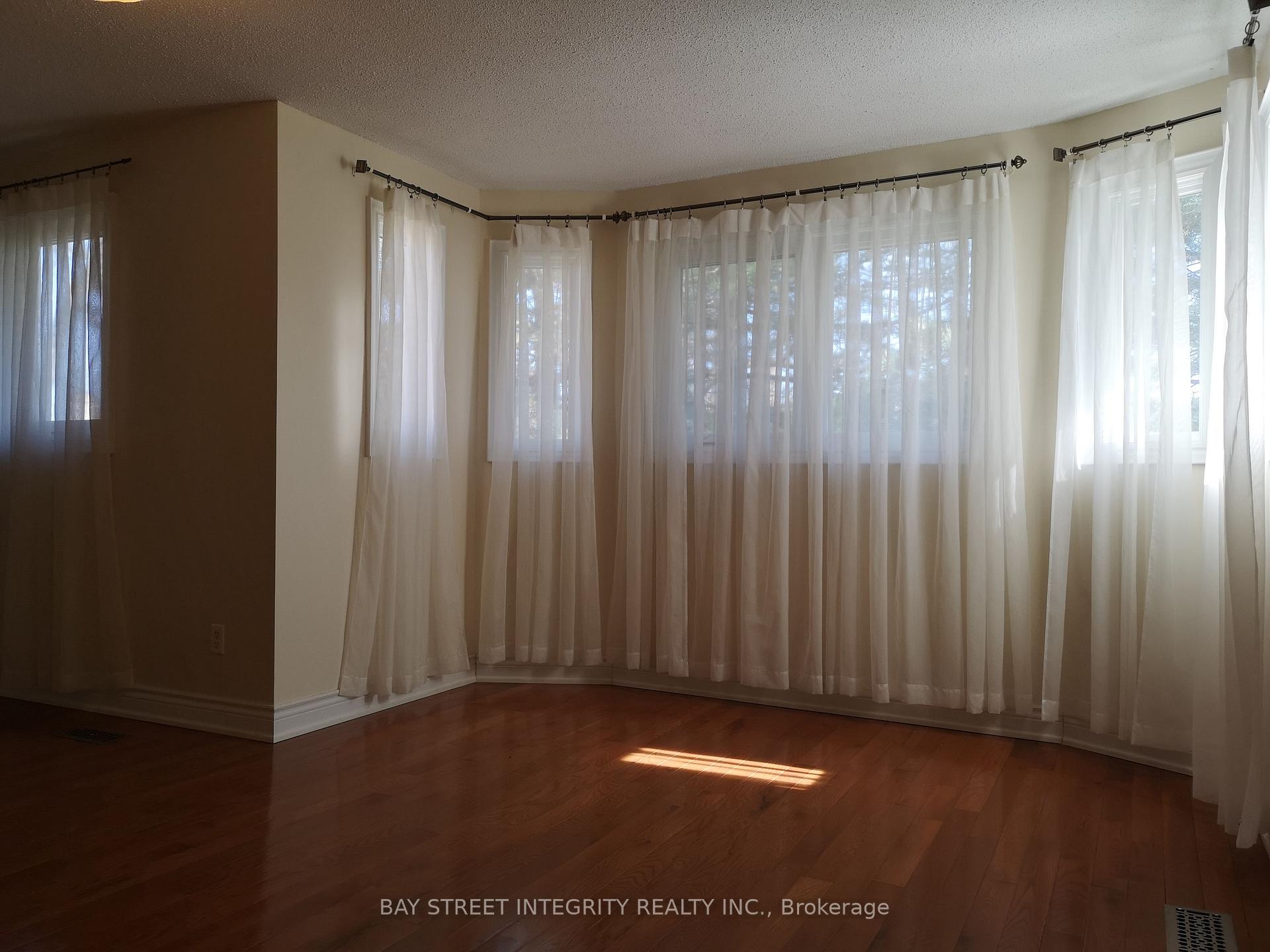 Photo 19 of Unit Main, 3 Feltham Road, Markham, Raymerville — HOMEH