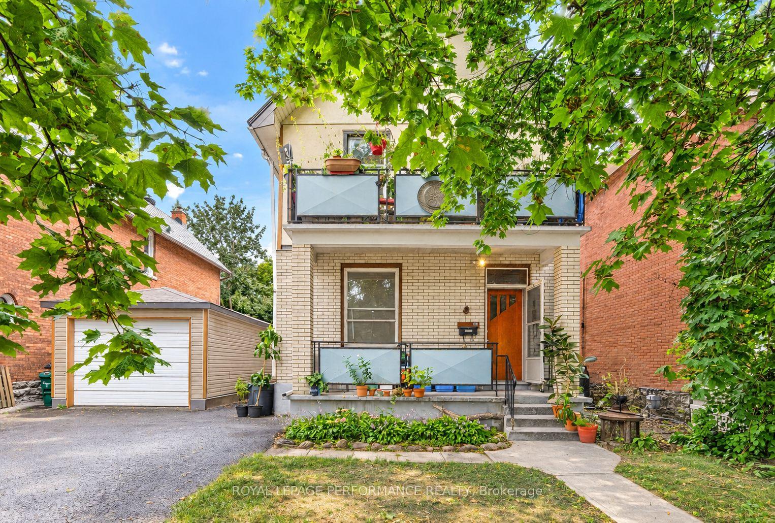 Photo of 152 Bayswater Avenue