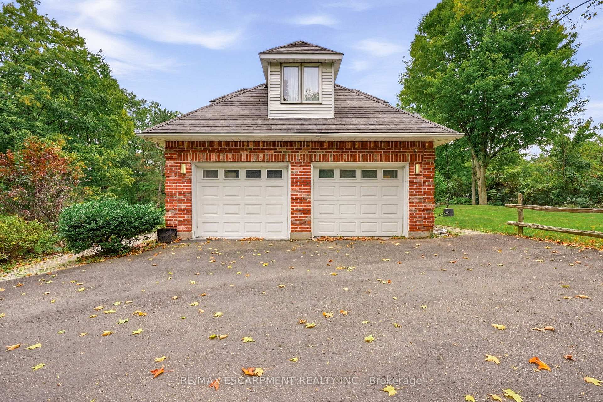 Photo 3 of 8010 Guelph Line, Milton, Campbellville — HOMEH