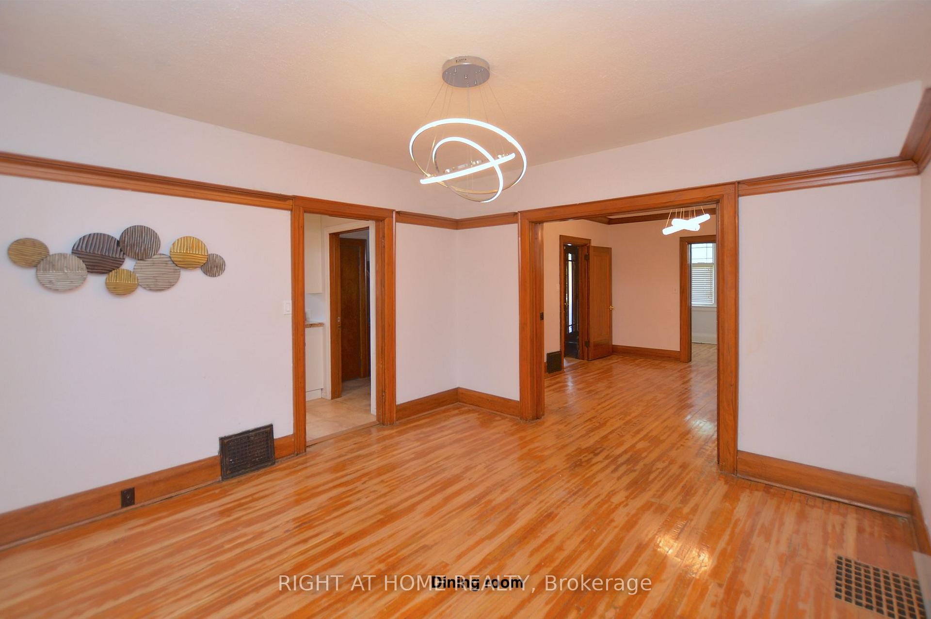 Photo 6 of 407 King Street E, Oshawa, Central — HOMEH