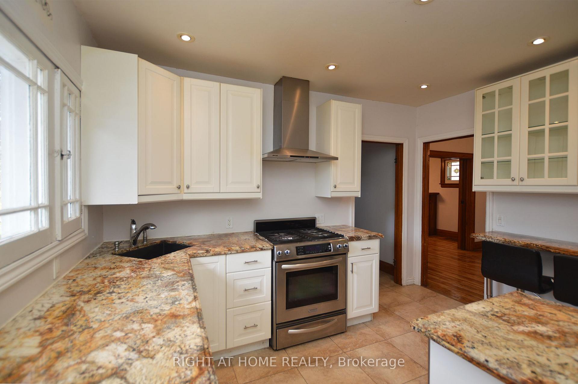 Photo 9 of 407 King Street E, Oshawa, Central — HOMEH