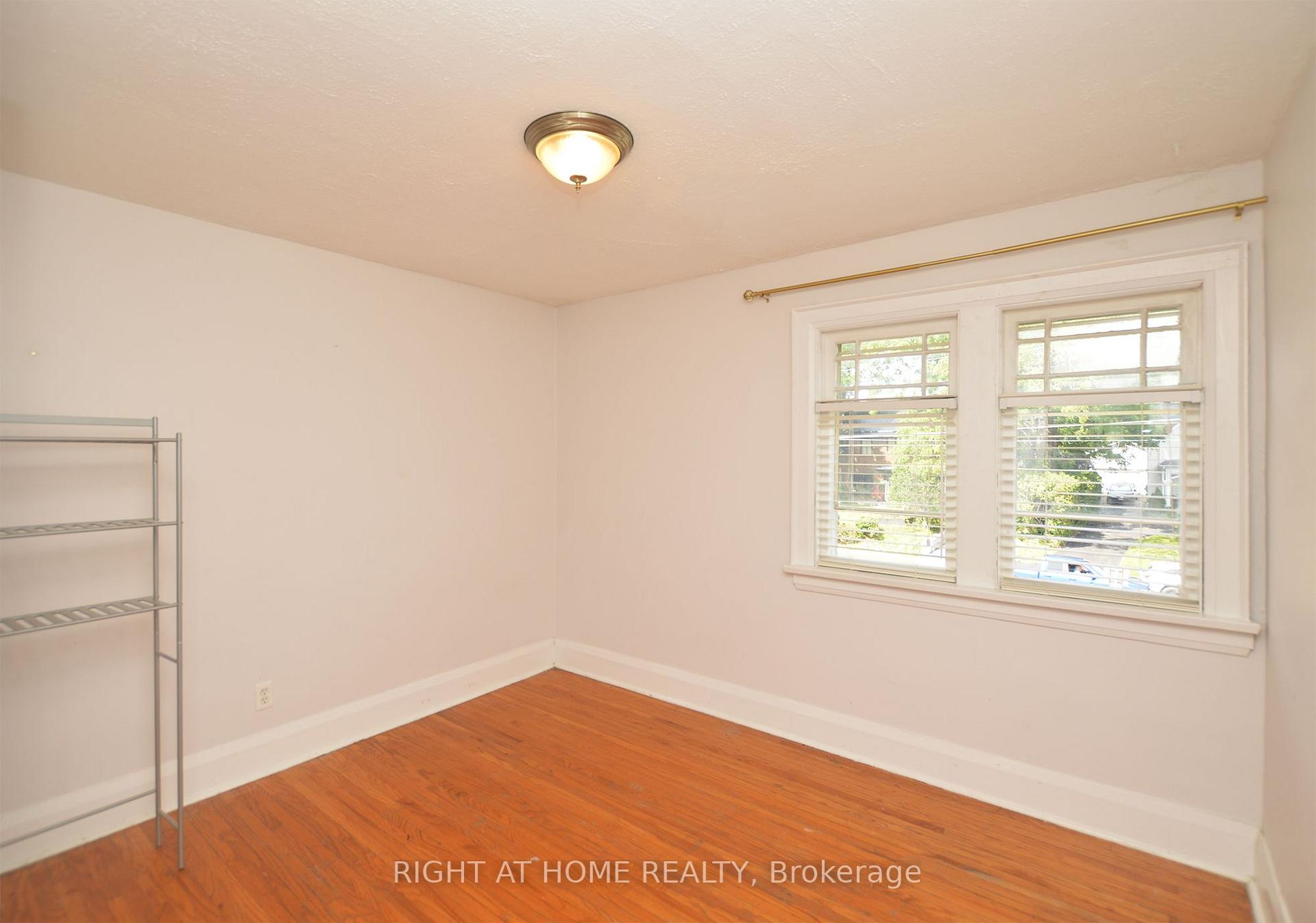 Photo 14 of 407 King Street E, Oshawa, Central — HOMEH