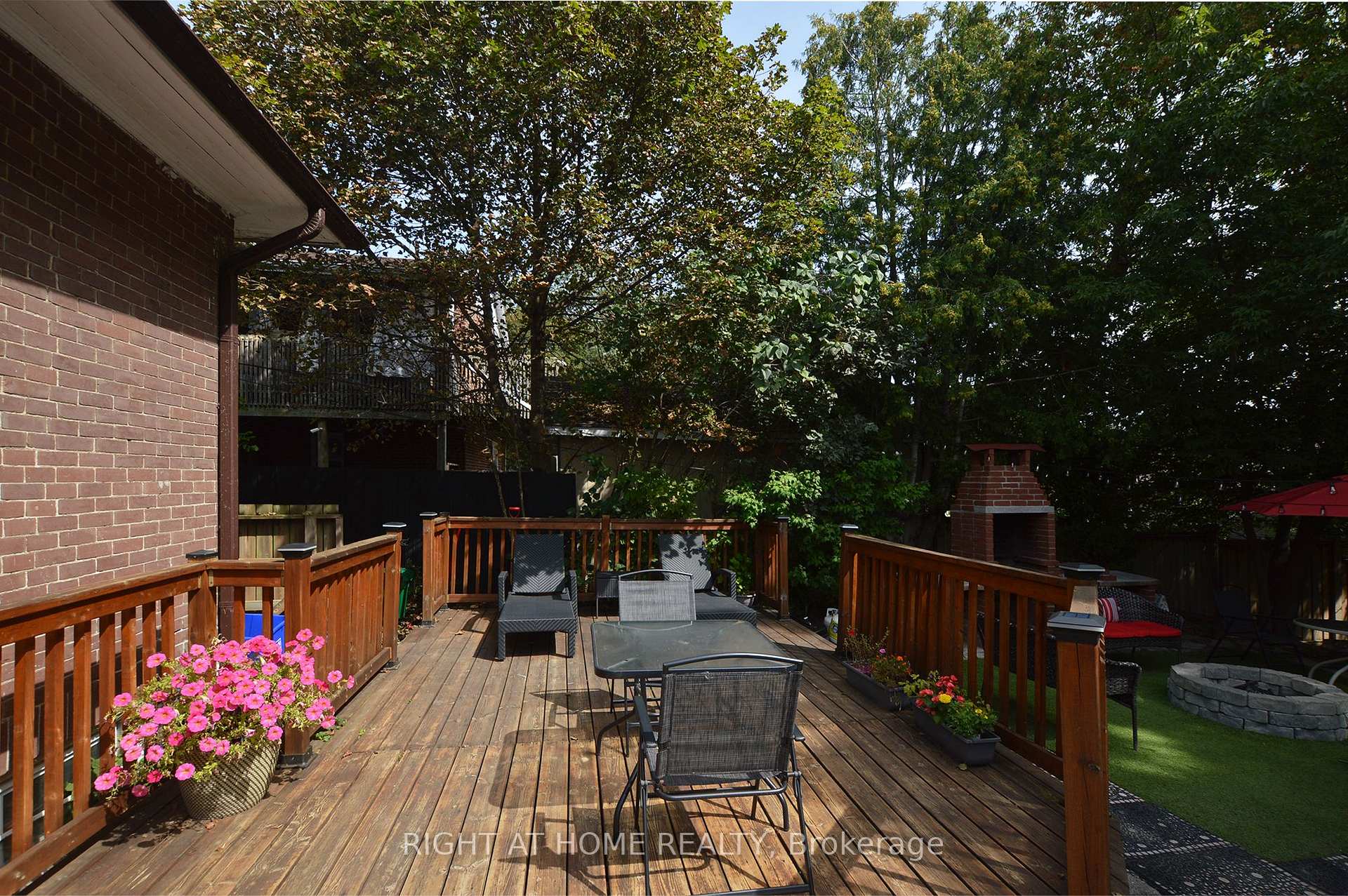 Photo 20 of 407 King Street E, Oshawa, Central — HOMEH
