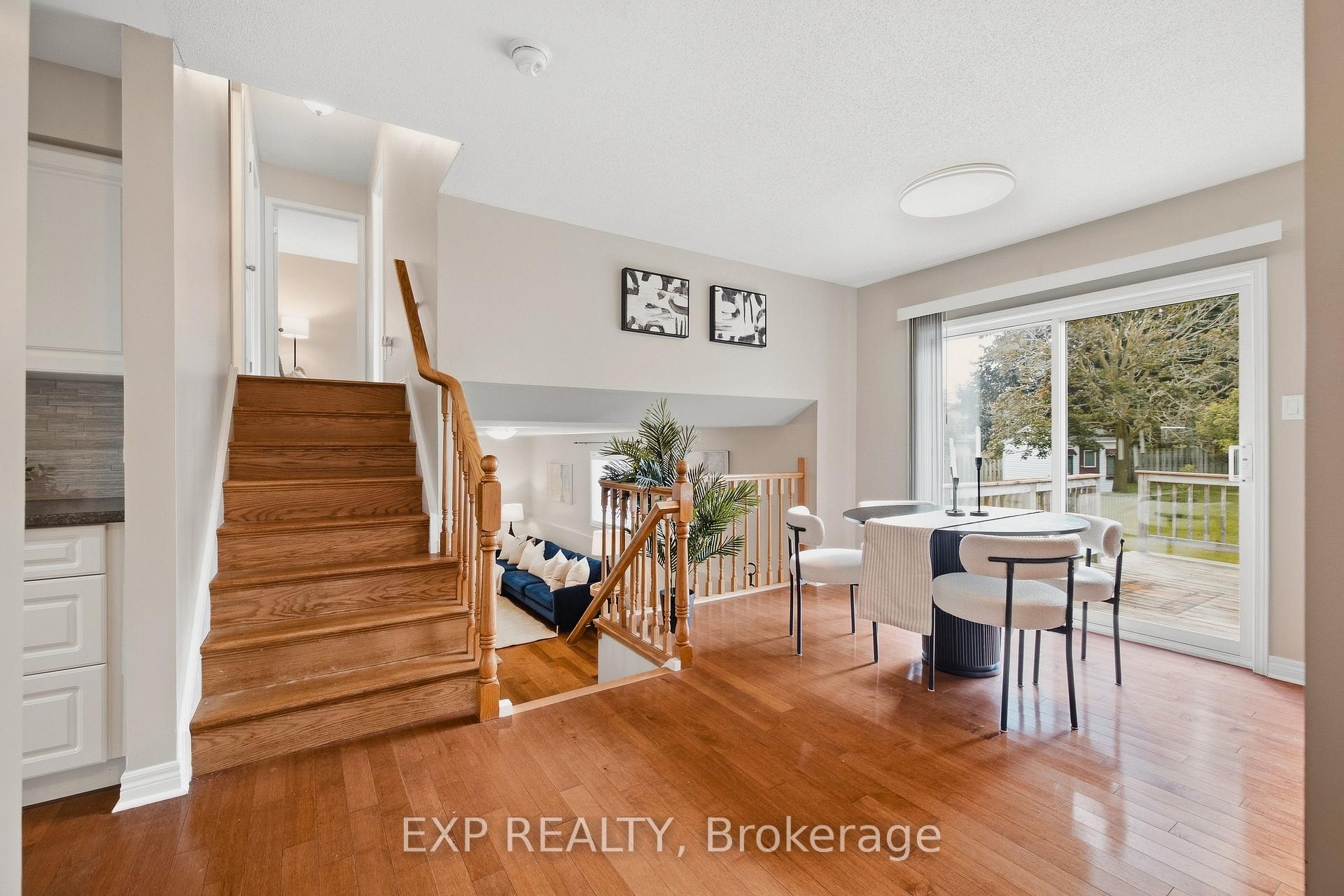 Photo 13 of Unit B, 541 Old Abbey Court, Waterloo, Colonial Acres — HOMEH