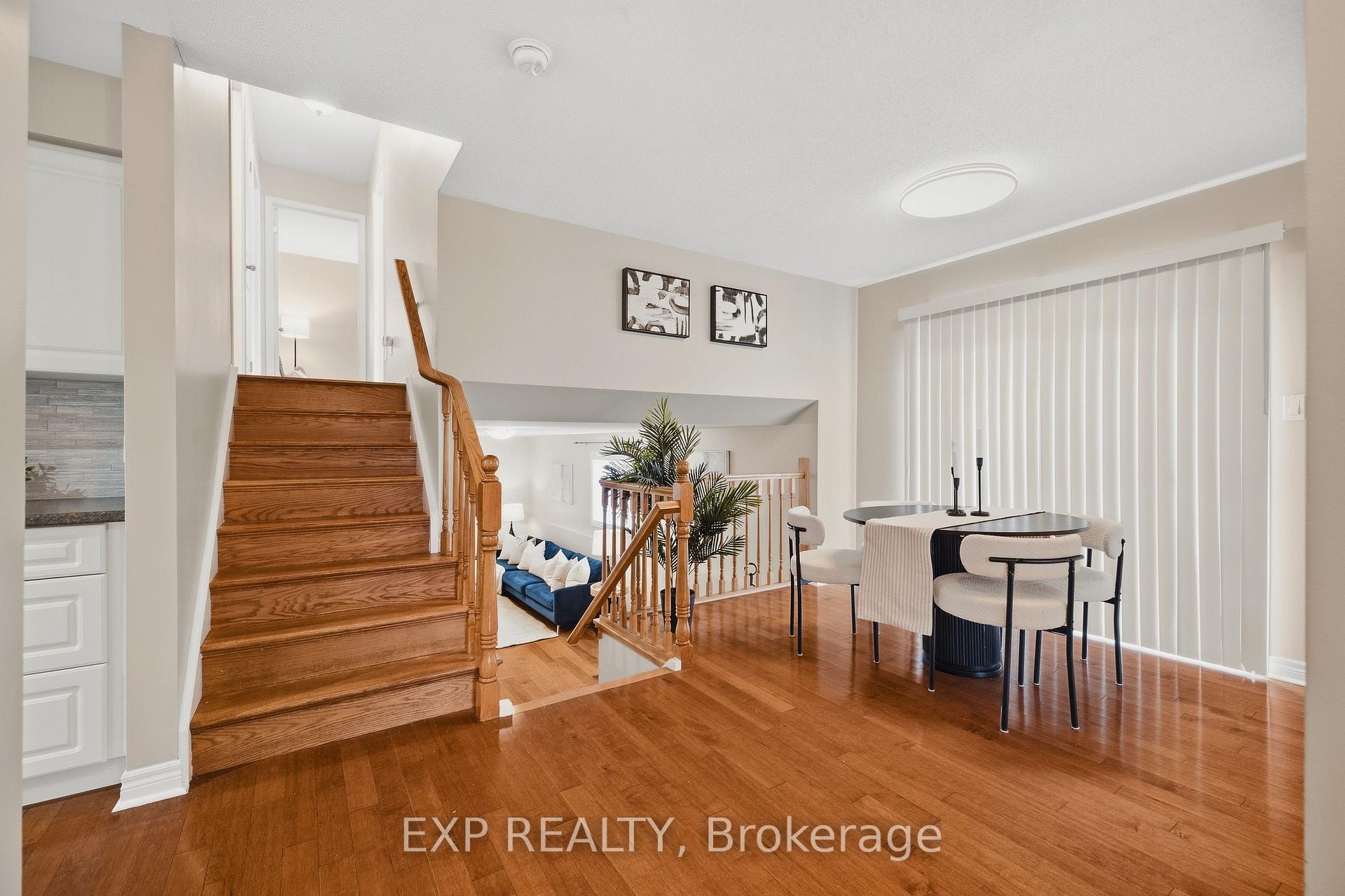 Photo 14 of Unit B, 541 Old Abbey Court, Waterloo, Colonial Acres — HOMEH