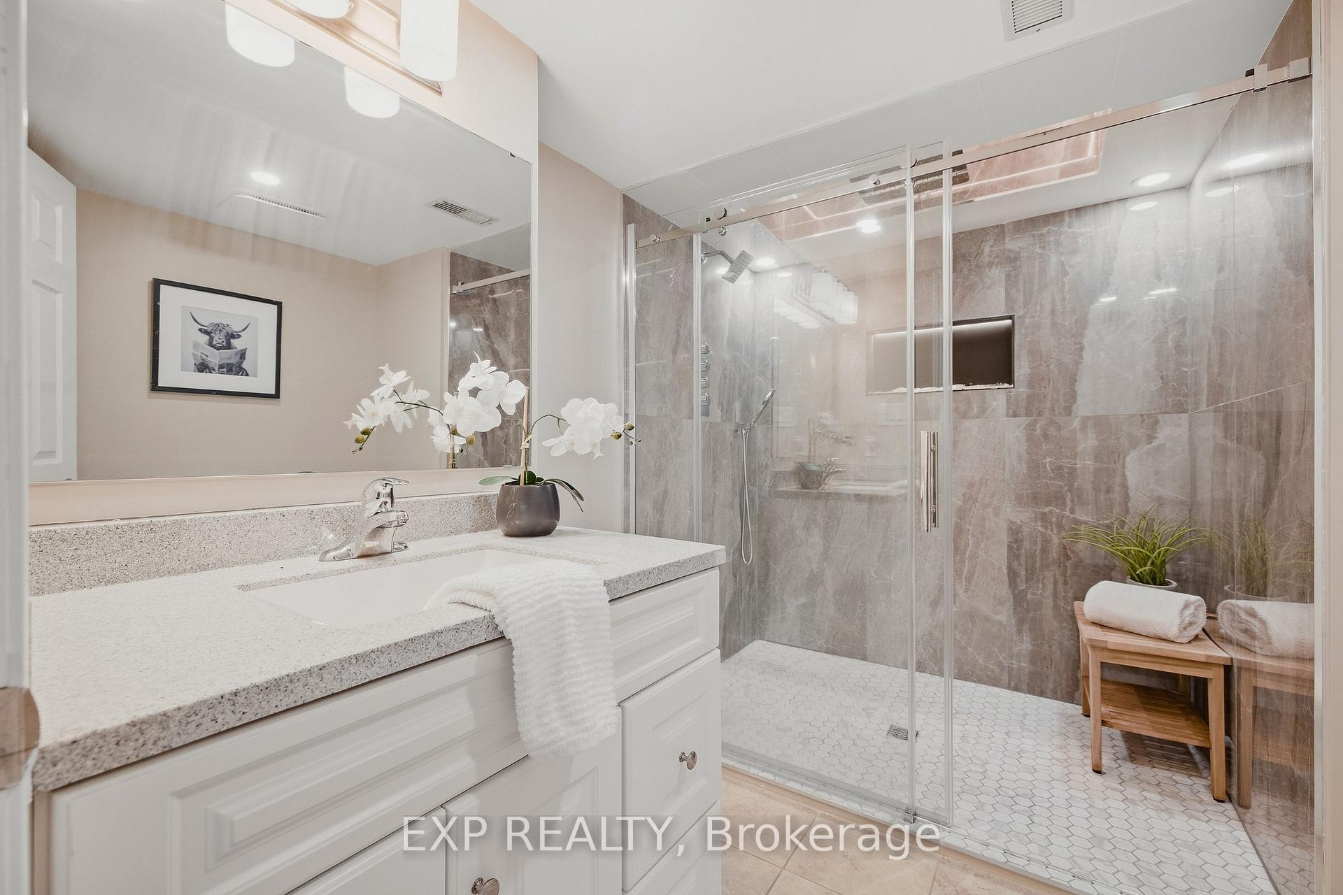 Photo 19 of Unit B, 541 Old Abbey Court, Waterloo, Colonial Acres — HOMEH