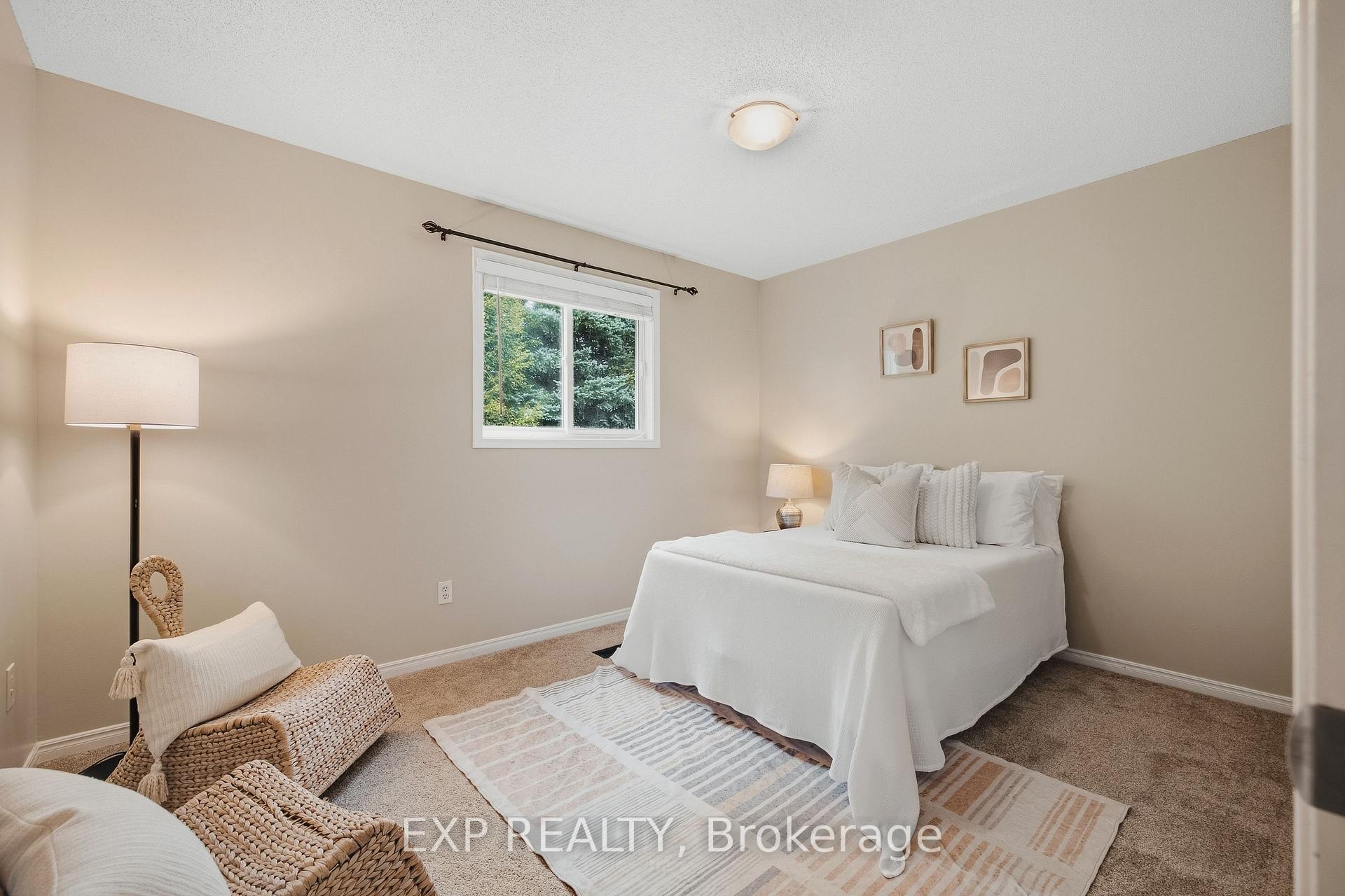 Photo 22 of Unit B, 541 Old Abbey Court, Waterloo, Colonial Acres — HOMEH
