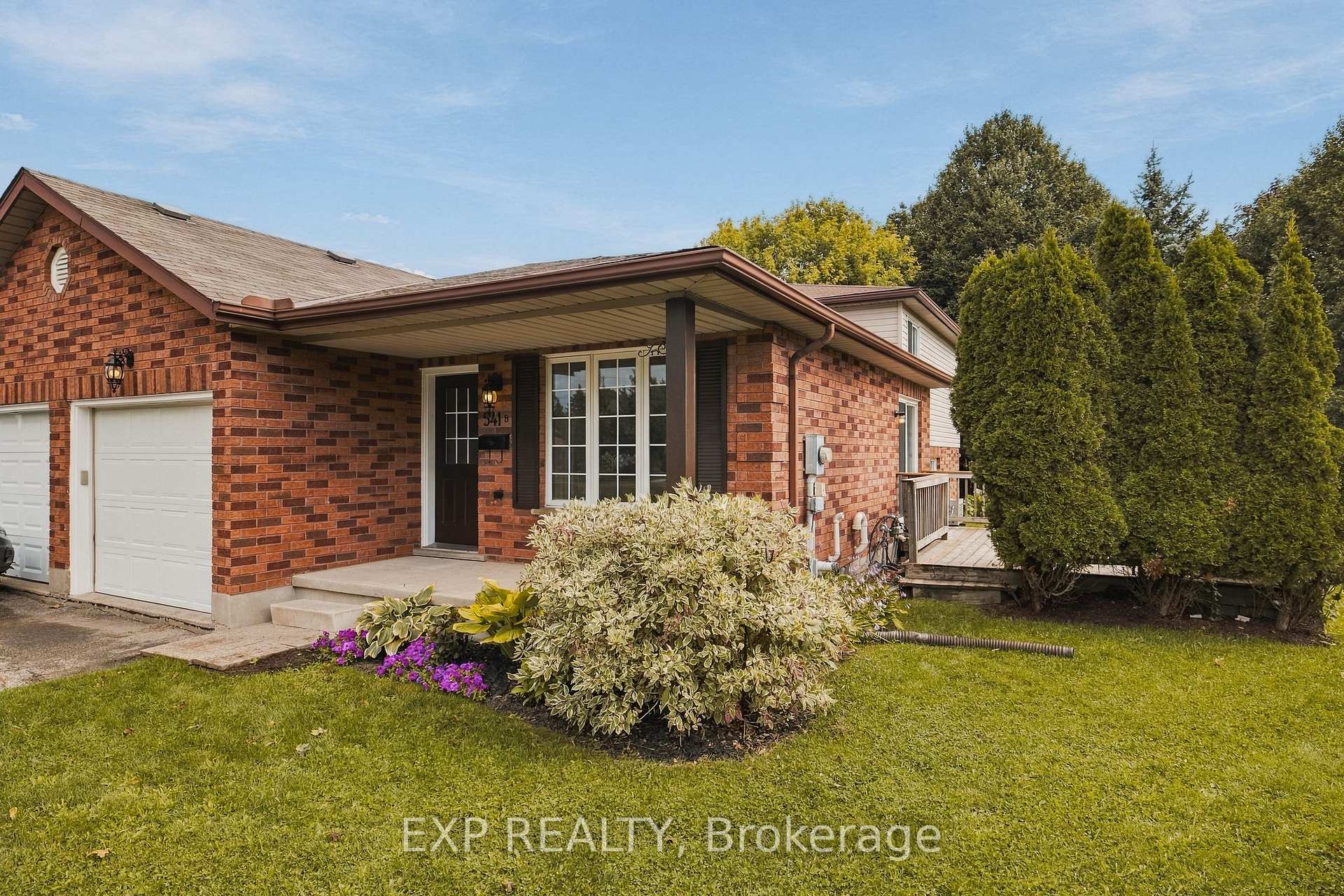 Photo 24 of Unit B, 541 Old Abbey Court, Waterloo, Colonial Acres — HOMEH