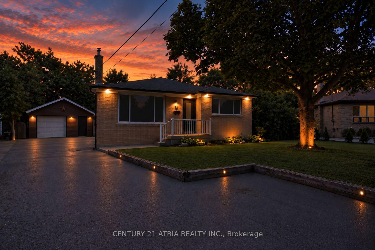 Photo 1 of 64 Cartier Crescent, Richmond Hill, Crosby — HOMEH