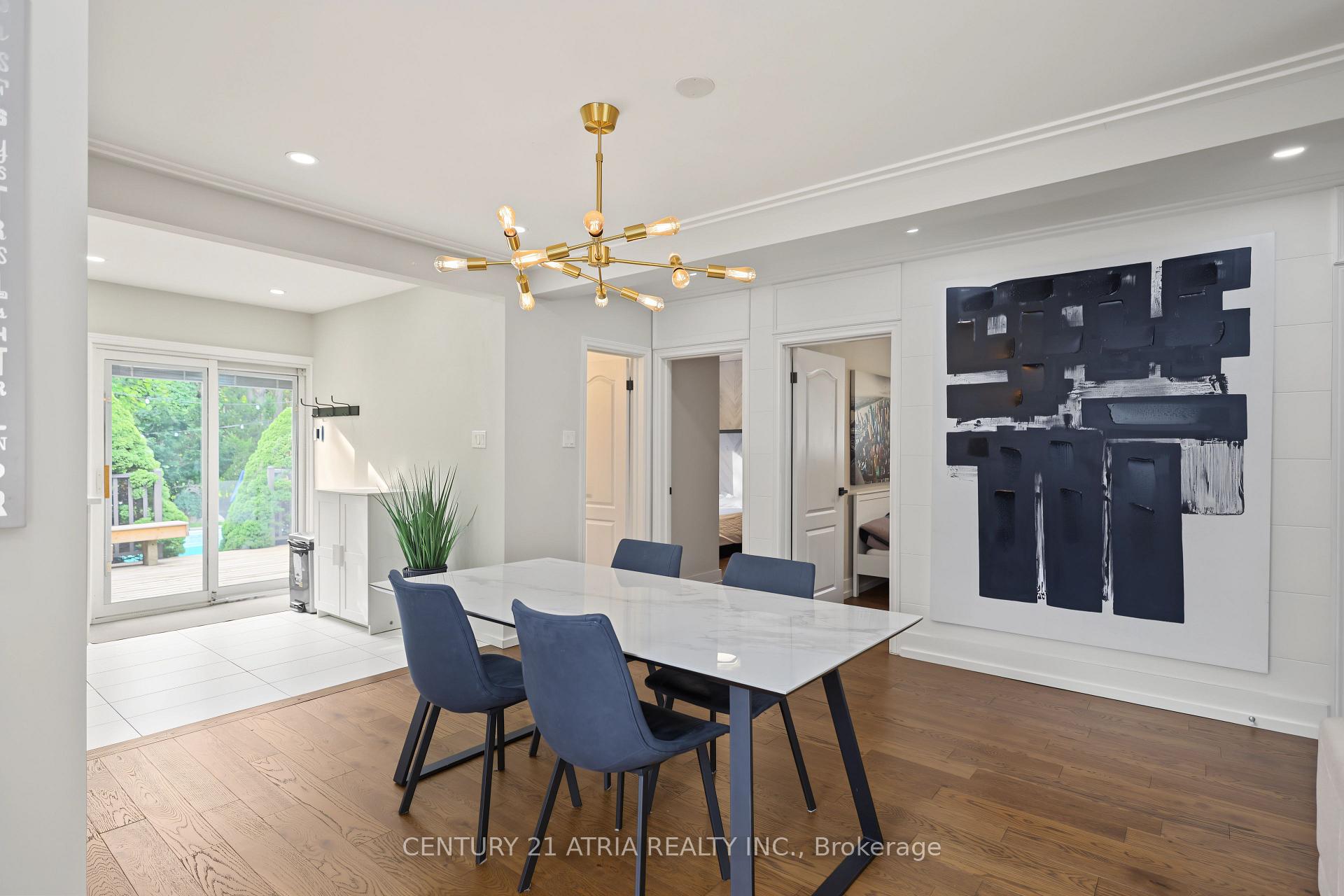 Photo 11 of 64 Cartier Crescent, Richmond Hill, Crosby — HOMEH