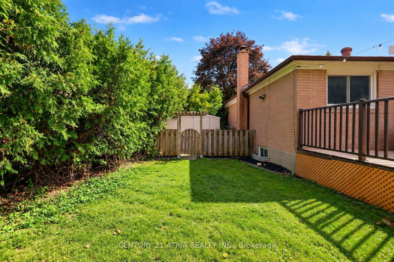 Photo 26 of 64 Cartier Crescent, Richmond Hill, Crosby — HOMEH
