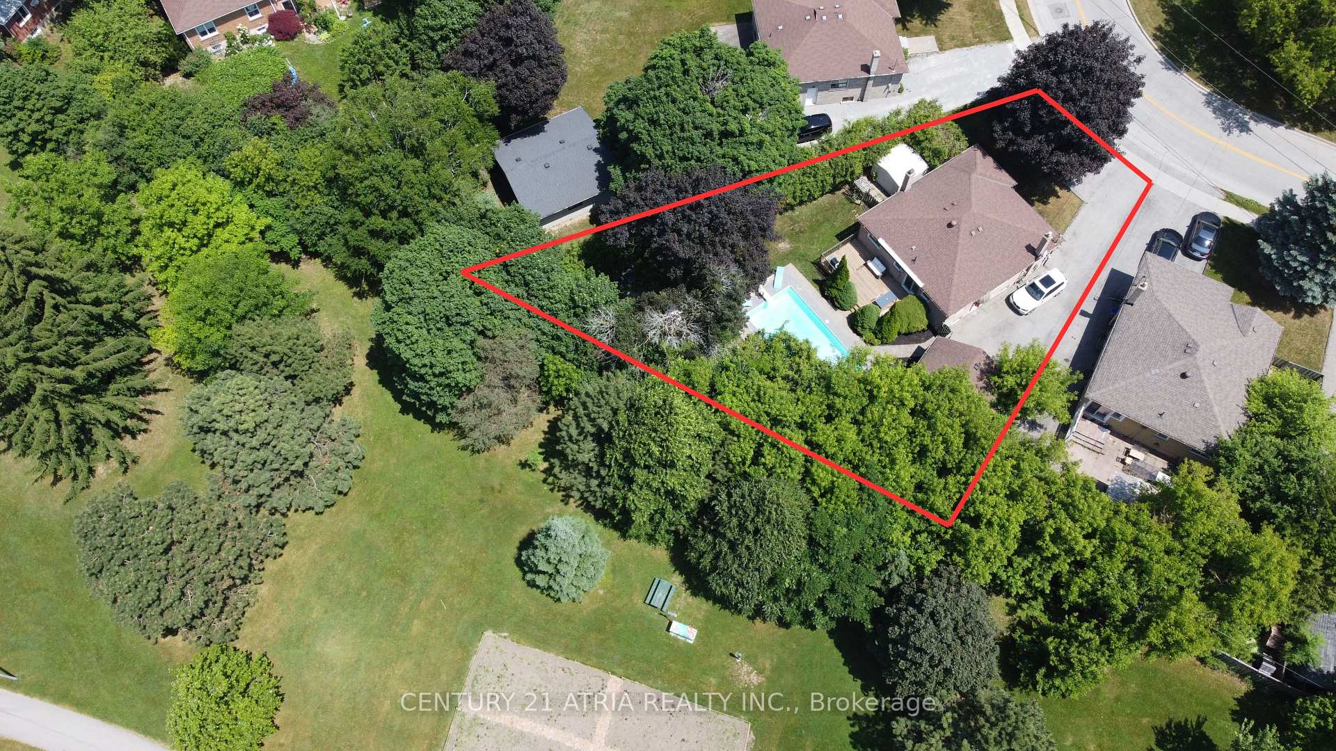 Photo 45 of 64 Cartier Crescent, Richmond Hill, Crosby — HOMEH