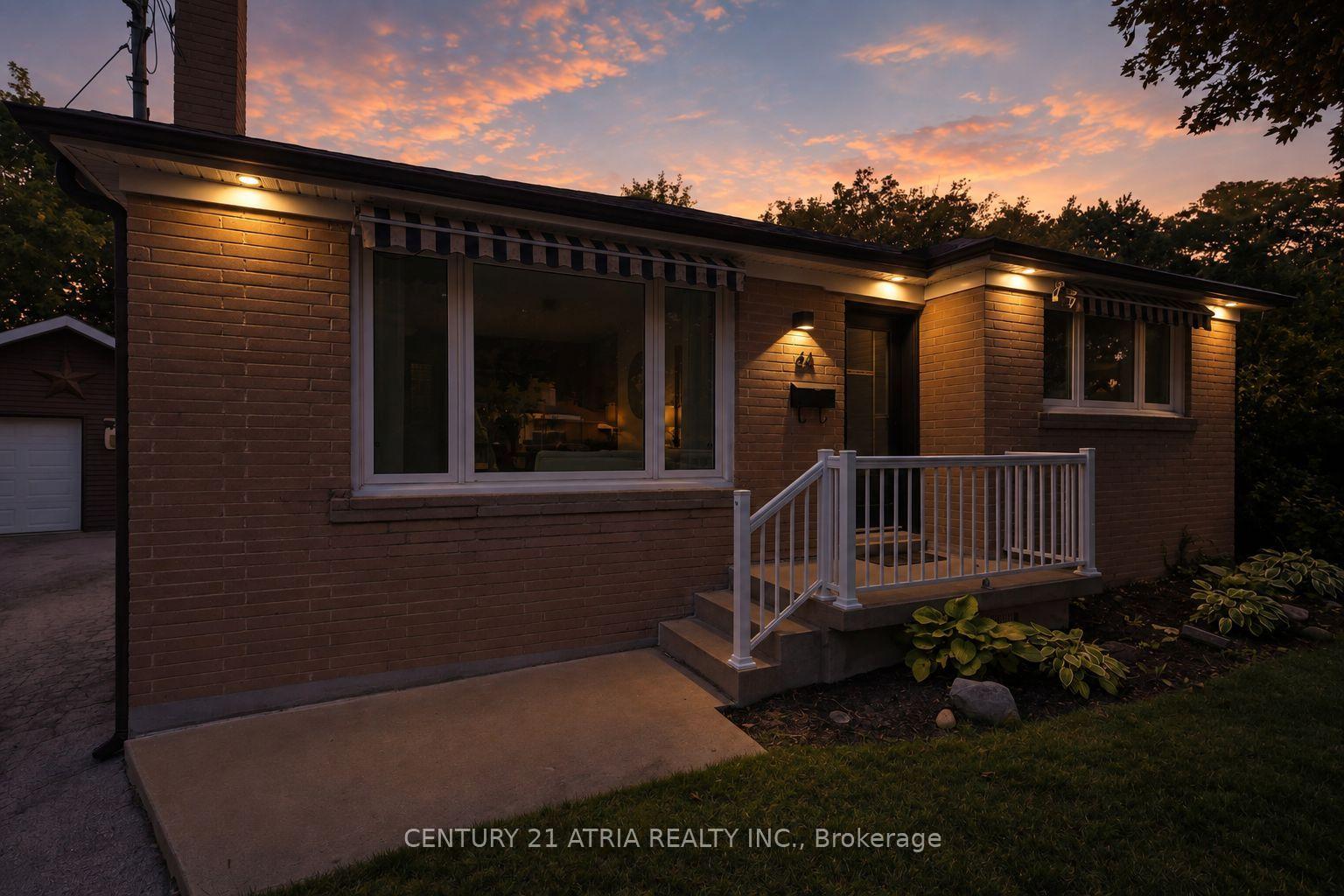 Photo 50 of 64 Cartier Crescent, Richmond Hill, Crosby — HOMEH