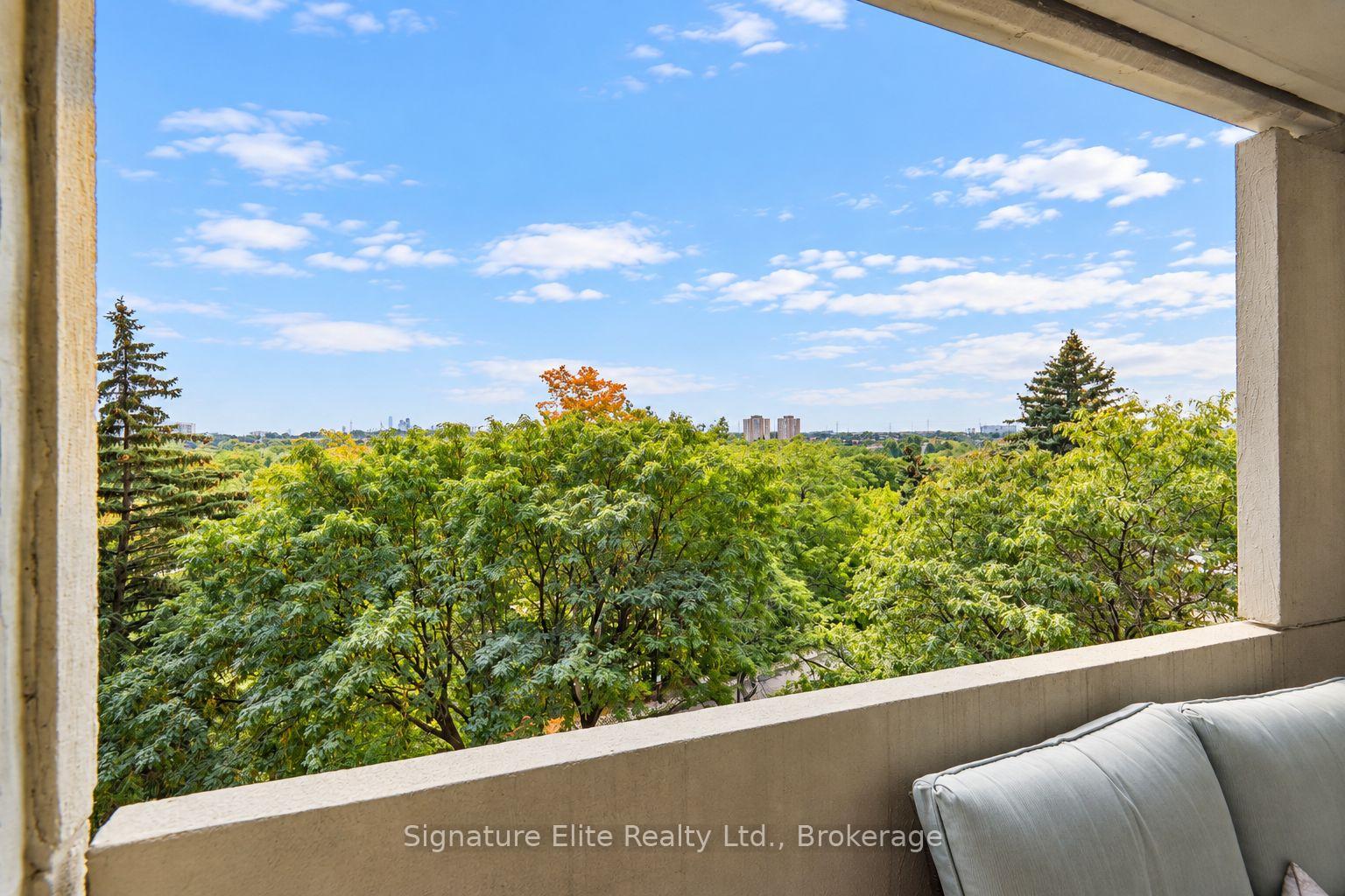 Photo 10 of Unit C35, 288 Mill Road, Etobicoke, Markland Wood — HOMEH