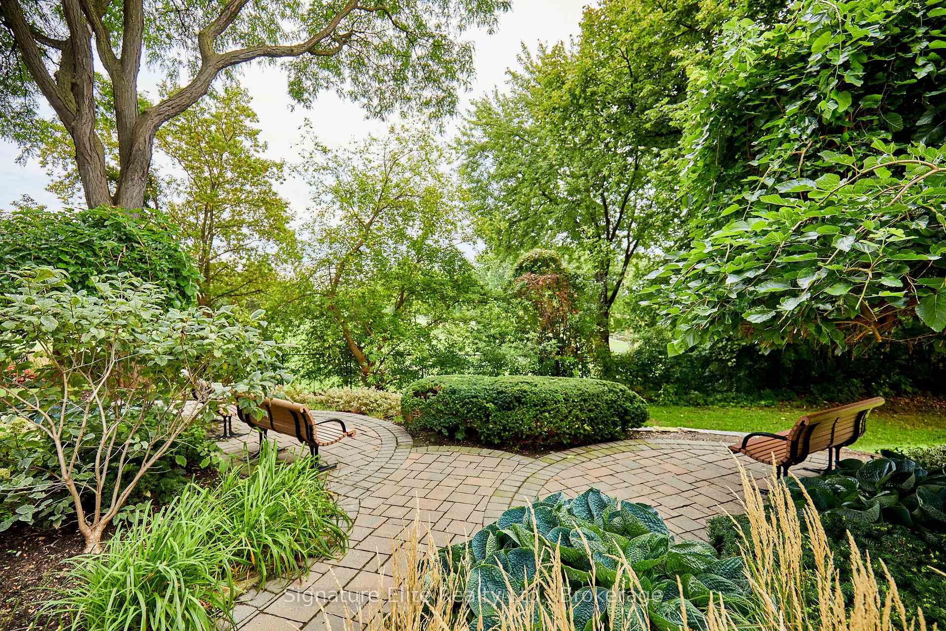 Photo 28 of Unit C35, 288 Mill Road, Etobicoke, Markland Wood — HOMEH