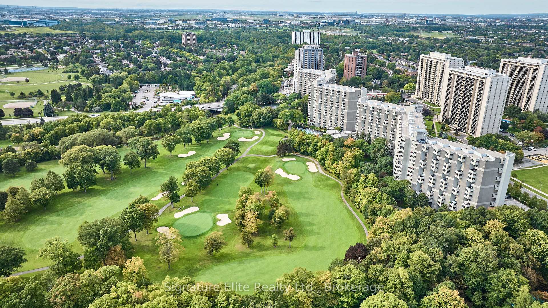Photo 32 of Unit C35, 288 Mill Road, Etobicoke, Markland Wood — HOMEH