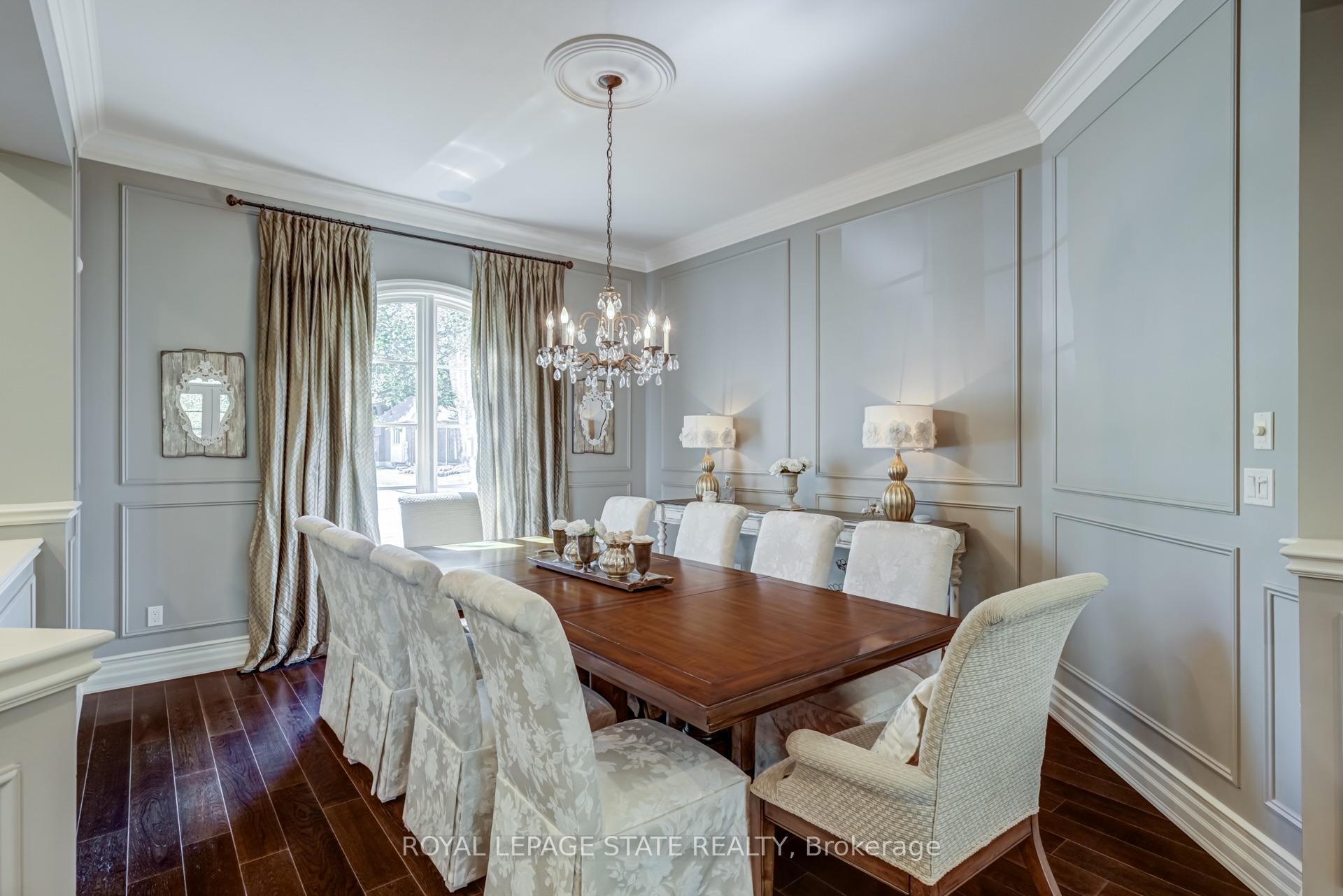 Photo 6 of 21 Harrington Place, Hamilton, Ancaster — HOMEH