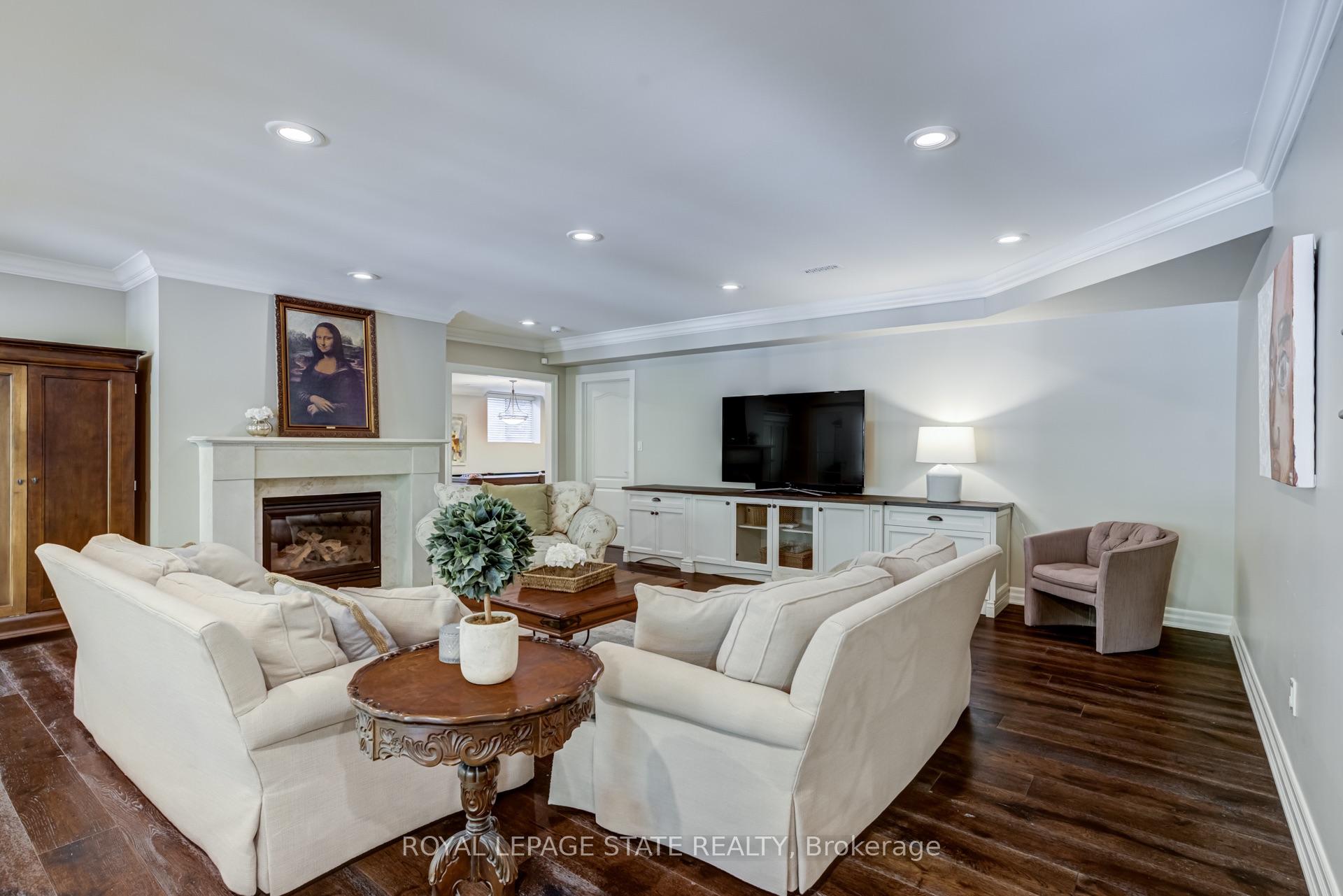 Photo 26 of 21 Harrington Place, Hamilton, Ancaster — HOMEH