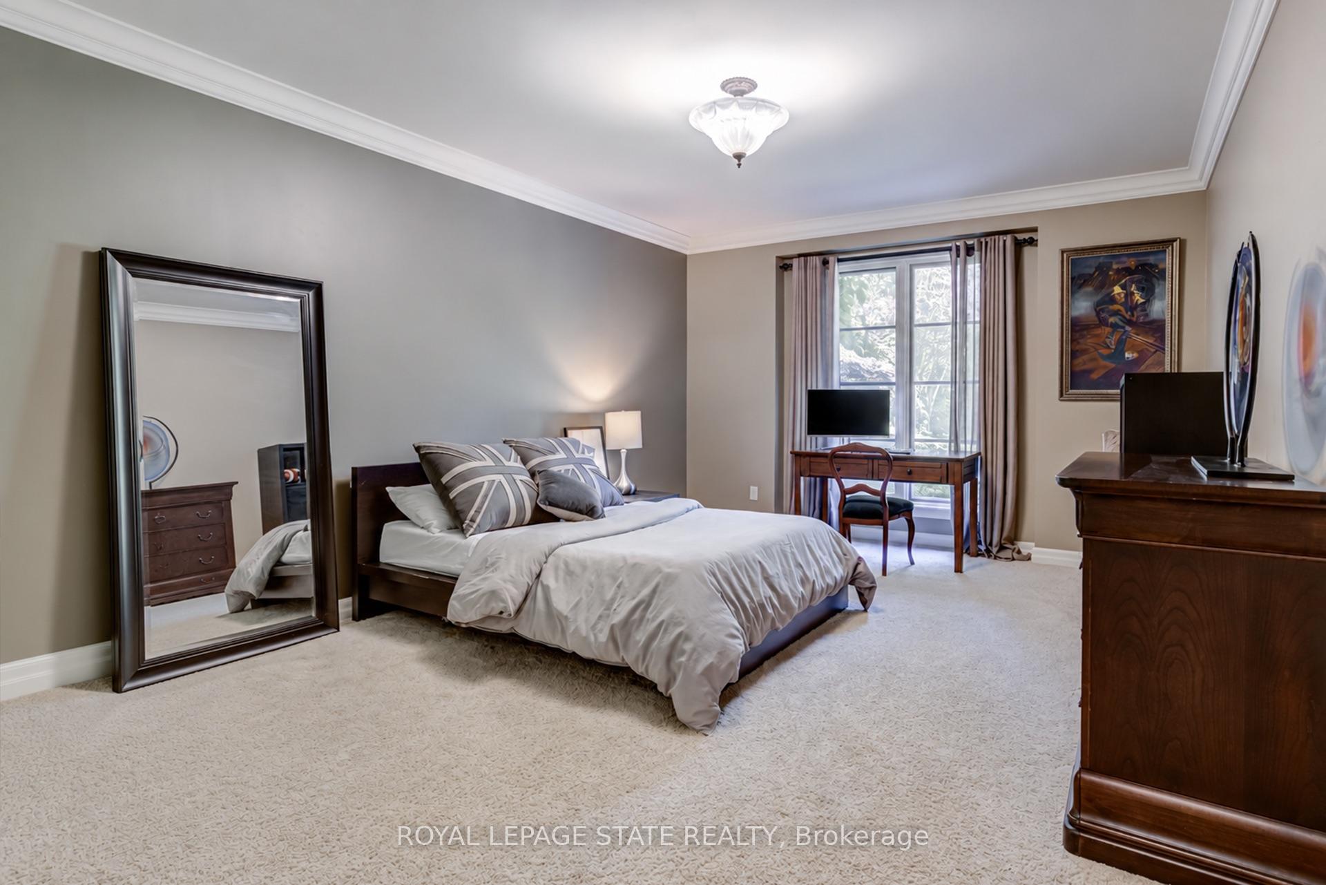 Photo 33 of 21 Harrington Place, Hamilton, Ancaster — HOMEH