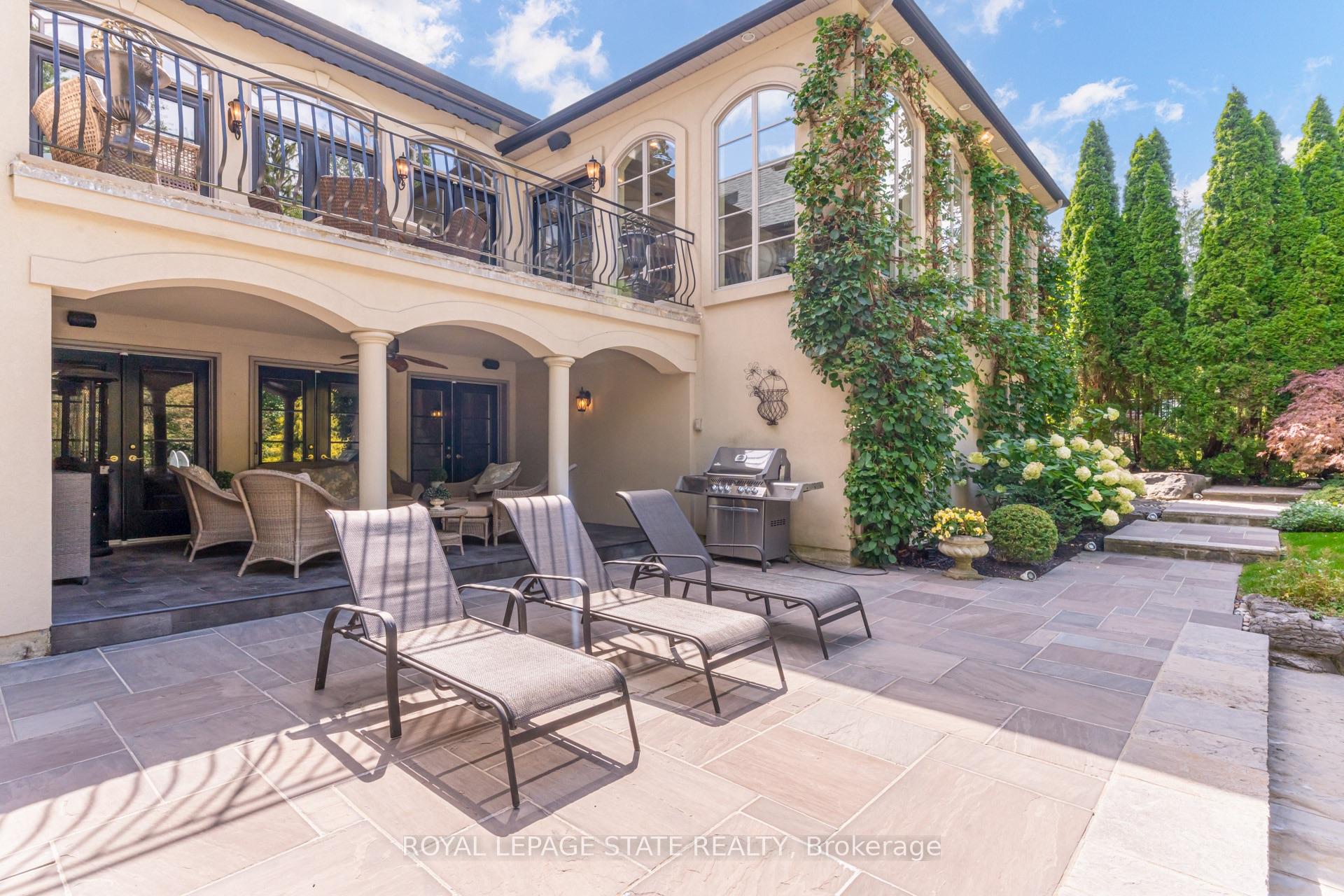 Photo 38 of 21 Harrington Place, Hamilton, Ancaster — HOMEH