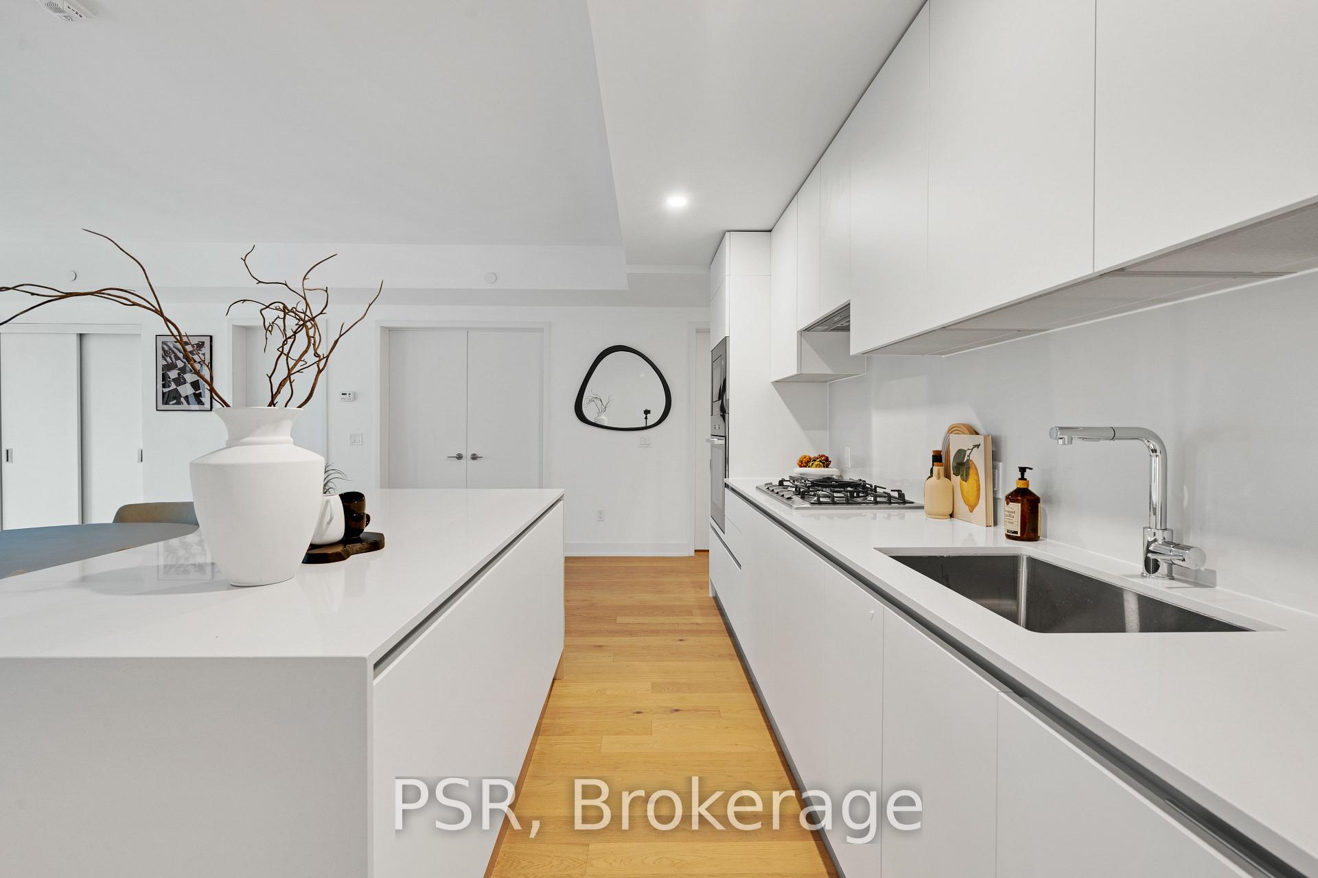 Photo 10 of Unit PH410, 200 Keewatin Avenue, Toronto, Mount Pleasant East — HOMEH