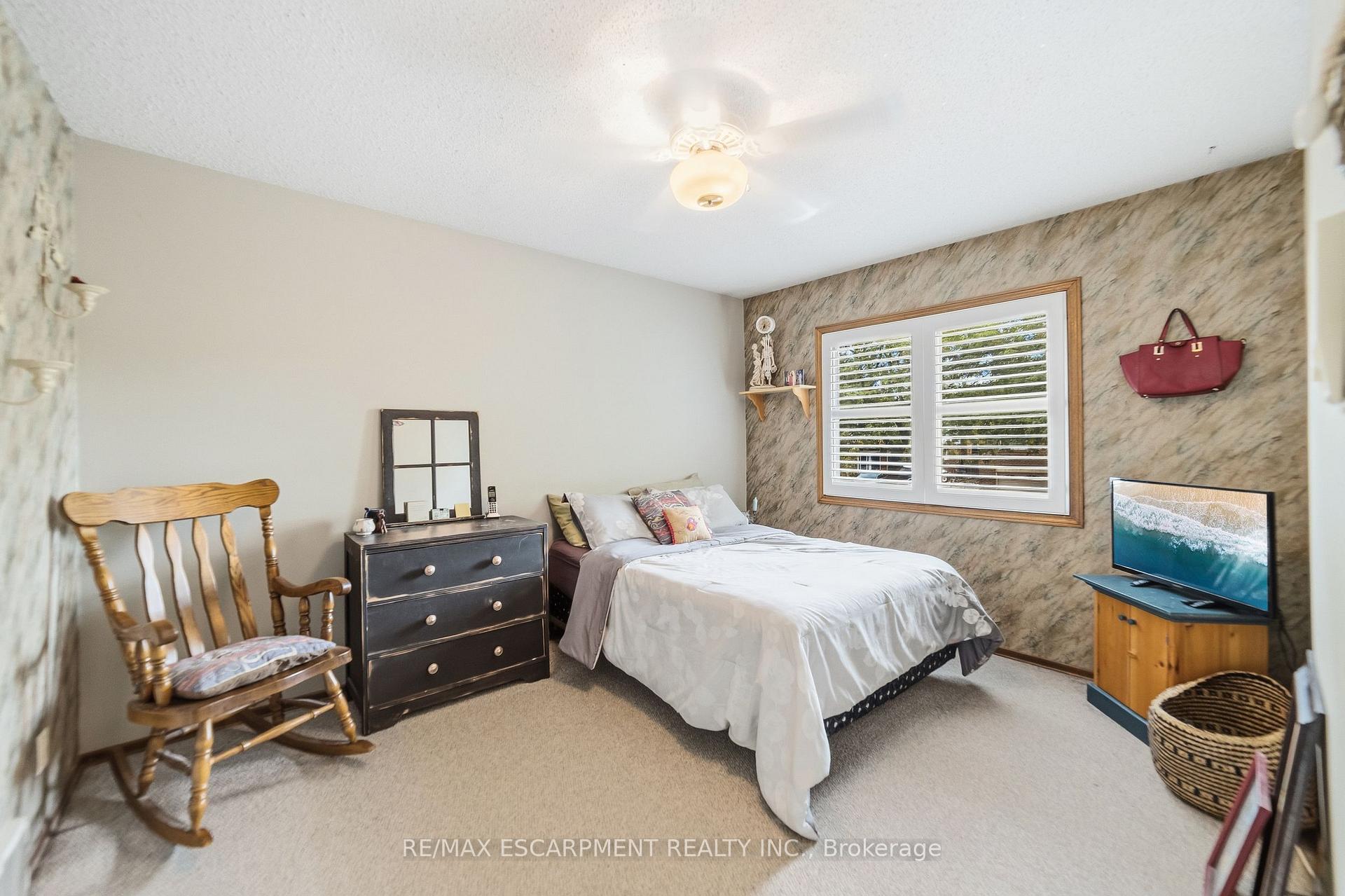 Photo 24 of 39 Audubon Street S, Hamilton, Stoney Creek Mountain — HOMEH