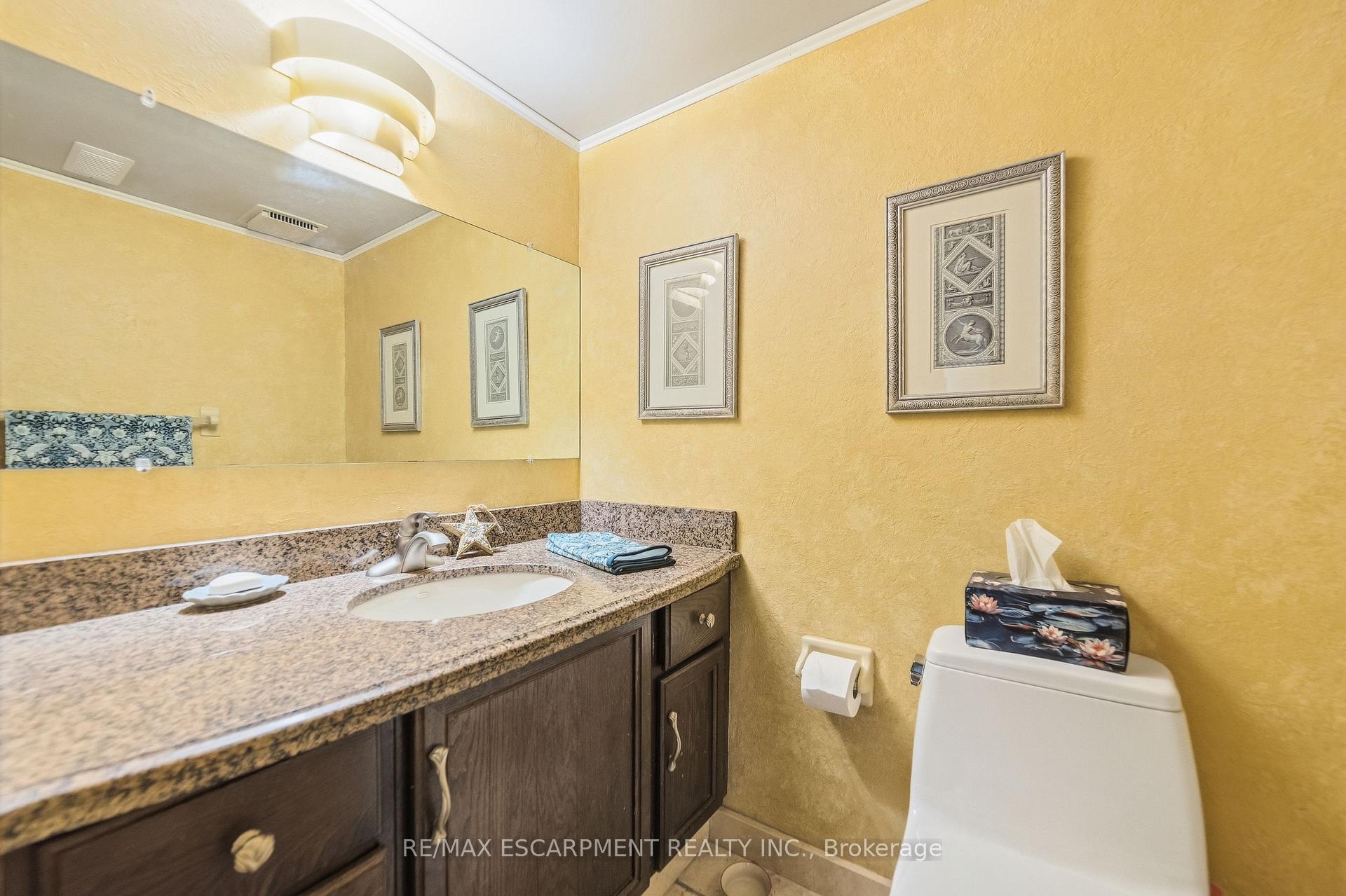 Photo 30 of 39 Audubon Street S, Hamilton, Stoney Creek Mountain — HOMEH