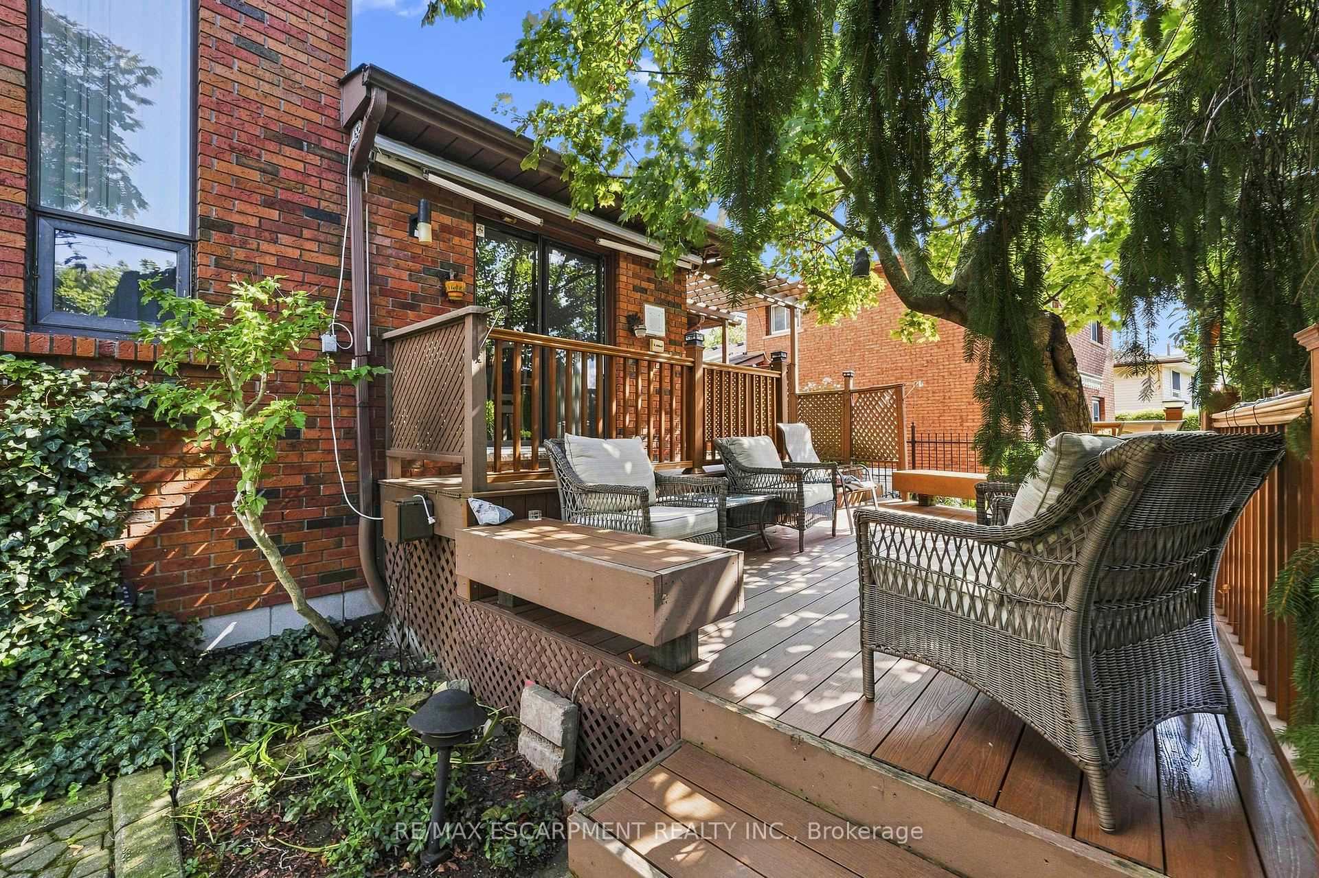 Photo 42 of 39 Audubon Street S, Hamilton, Stoney Creek Mountain — HOMEH