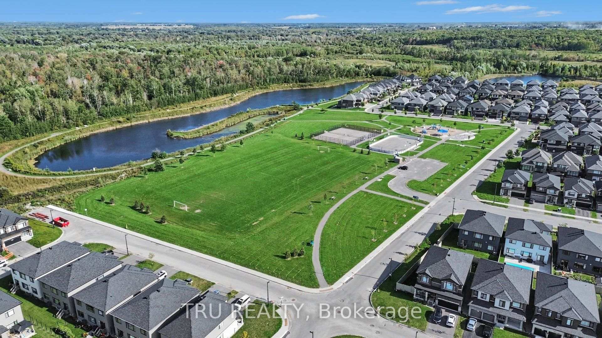 Photo 47 of 306 Chamomile Way, Ottawa, Leitrim — HOMEH