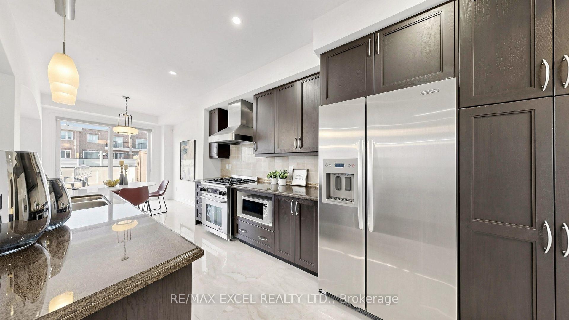 Photo 15 of 2878 Elgin Mills Road E, Markham, Victoria Square — HOMEH