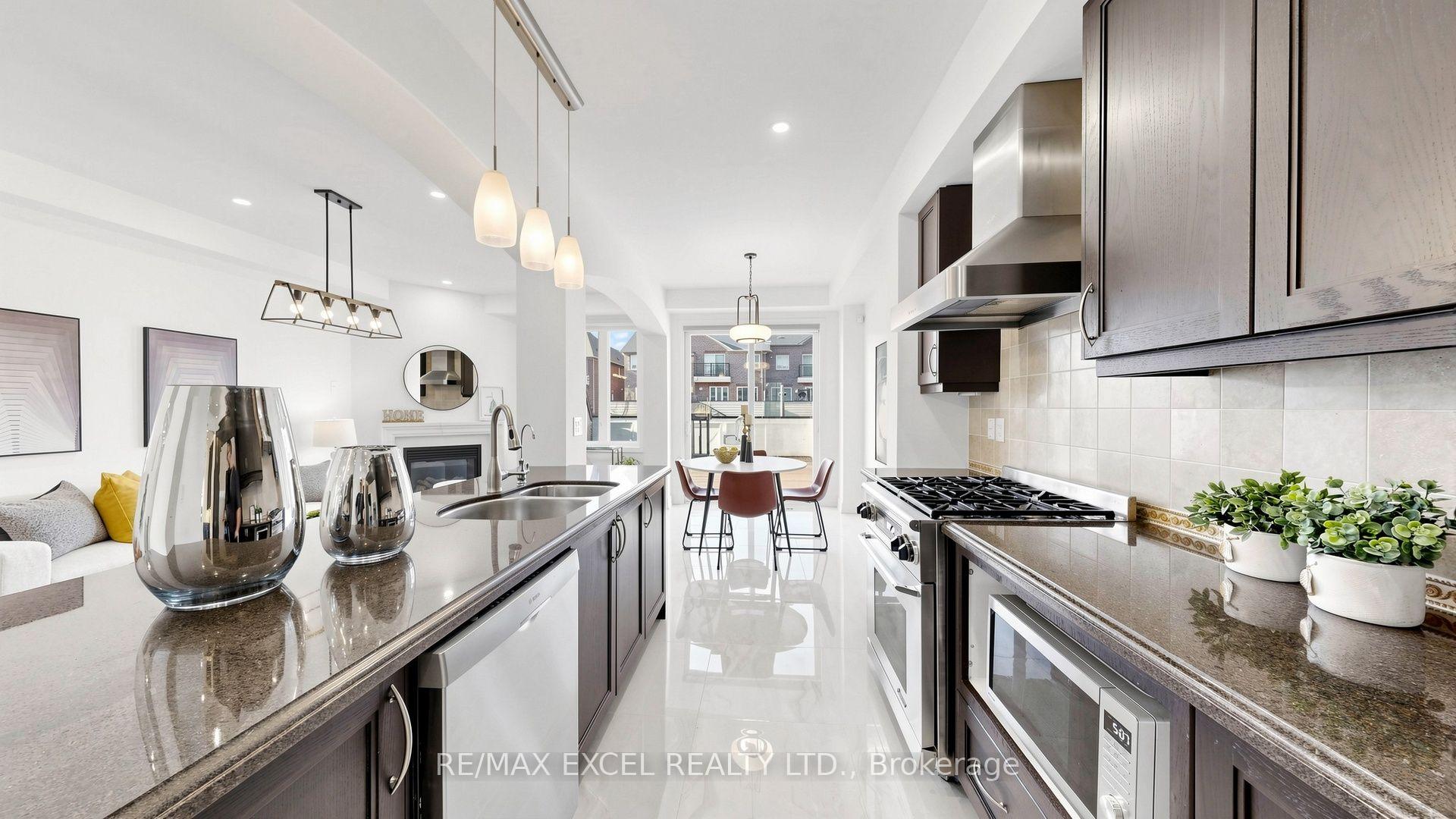 Photo 16 of 2878 Elgin Mills Road E, Markham, Victoria Square — HOMEH