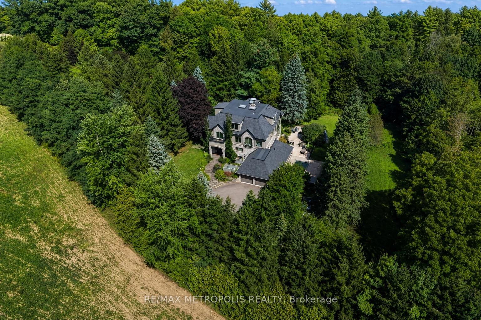 Photo 2 of 1175 Derry Road, Milton, Campbellville — HOMEH