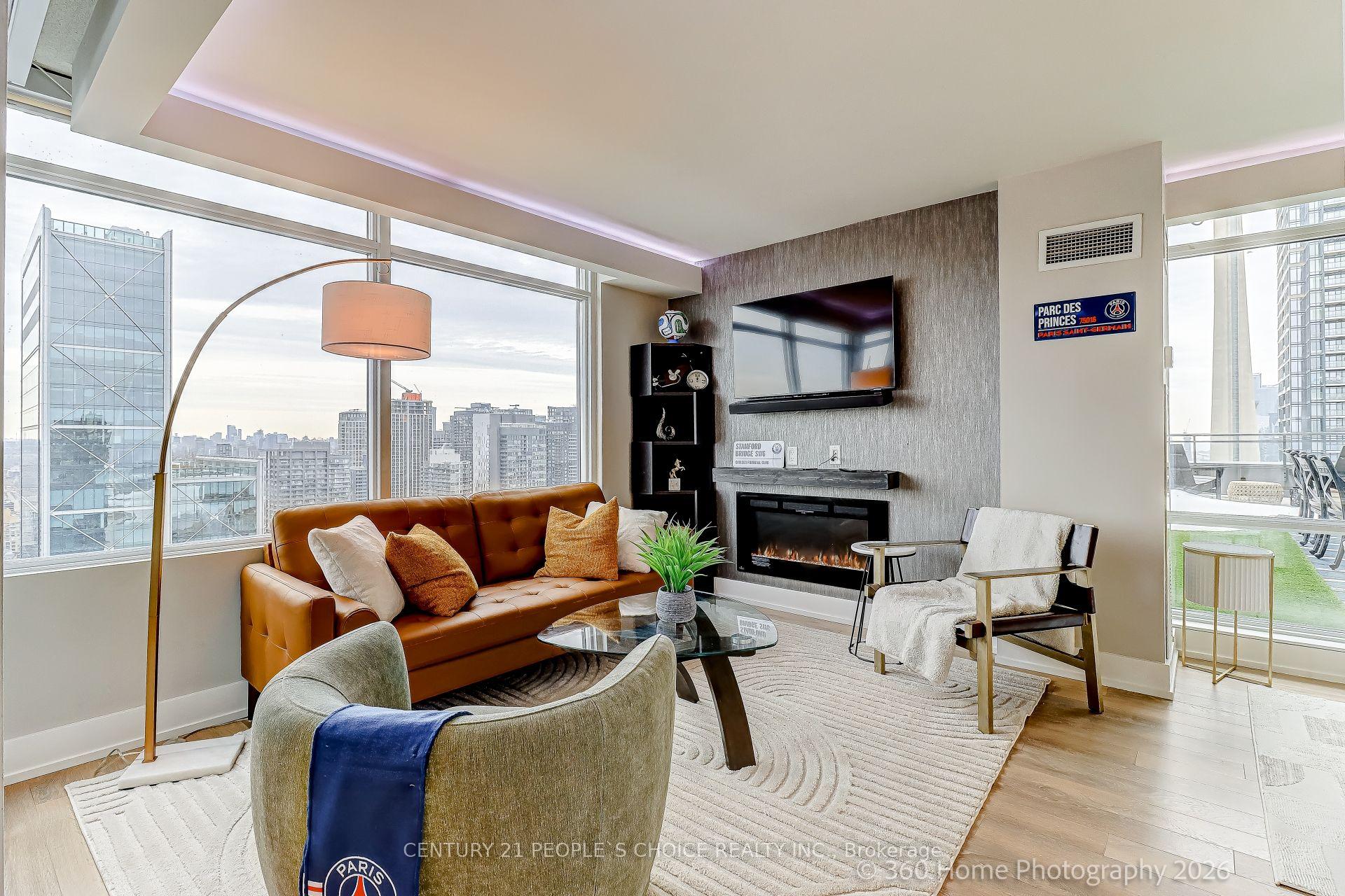 Photo 5 of Unit PH5201, 25 Telegram Mews, Toronto, Waterfront Communities — HOMEH