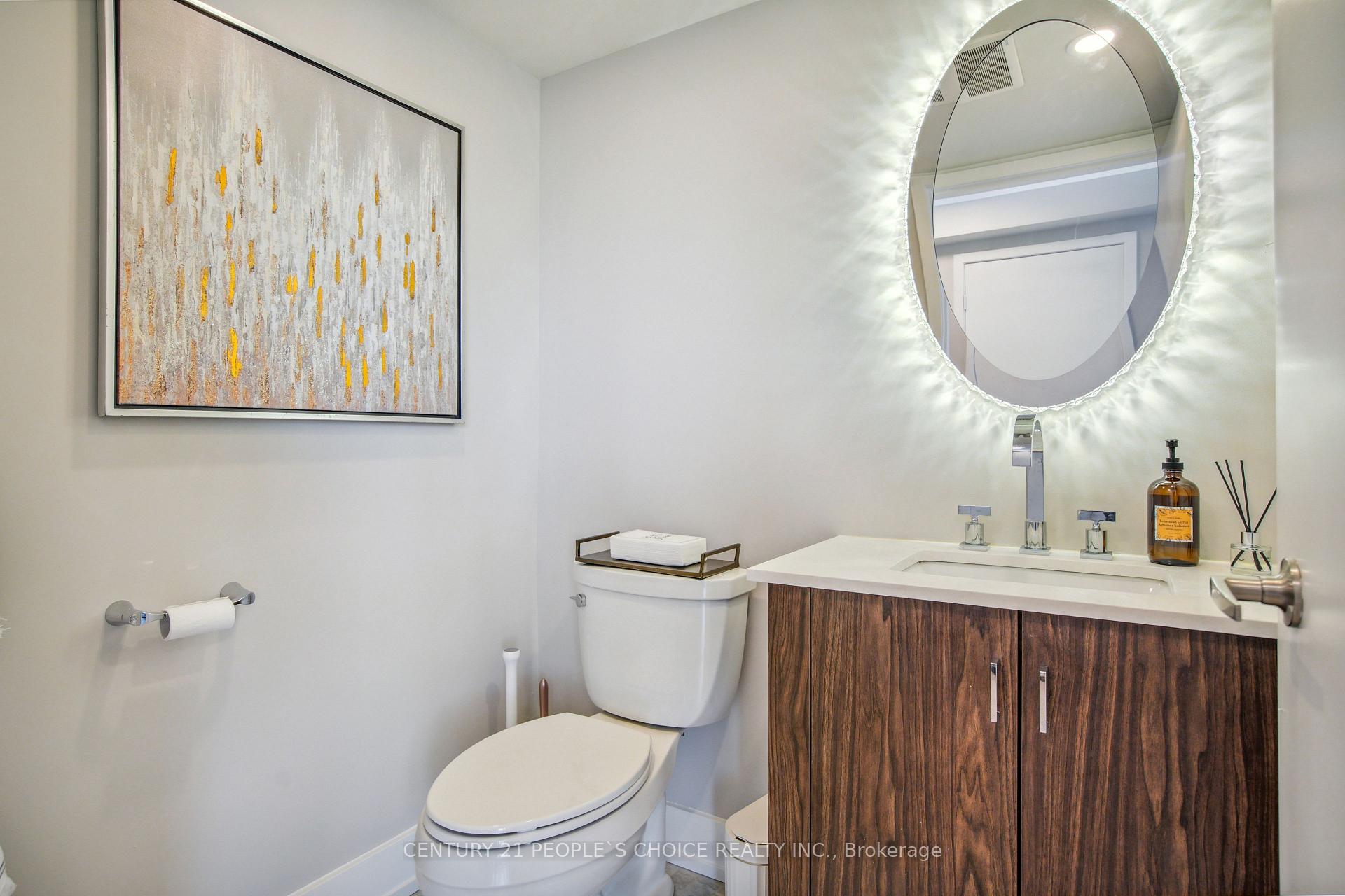 Photo 6 of Unit PH5201, 25 Telegram Mews, Toronto, Waterfront Communities — HOMEH
