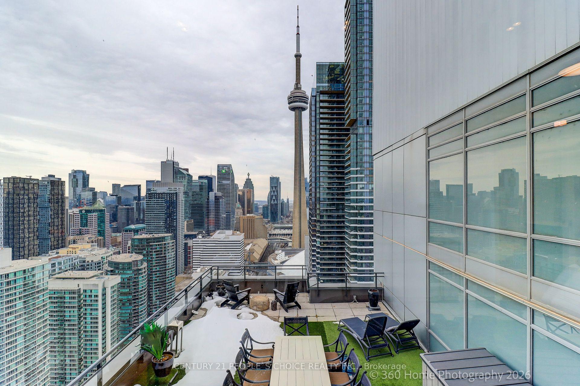 Photo 23 of Unit PH5201, 25 Telegram Mews, Toronto, Waterfront Communities — HOMEH