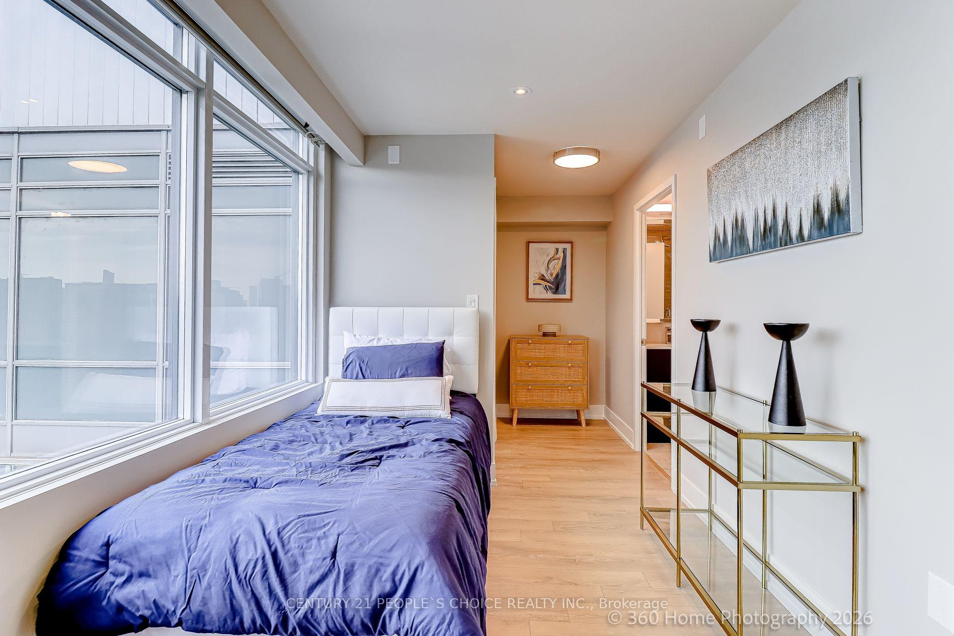 Photo 24 of Unit PH5201, 25 Telegram Mews, Toronto, Waterfront Communities — HOMEH